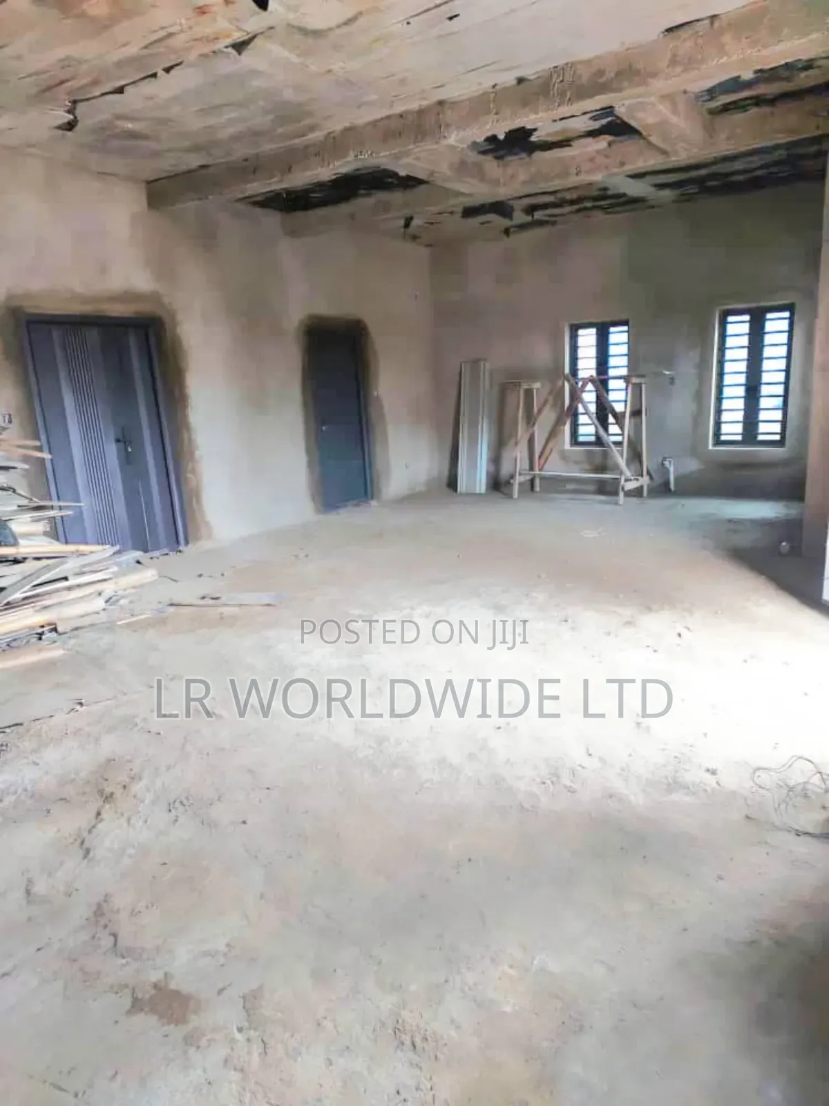 5bdrm Duplex in Lugbe District for sale