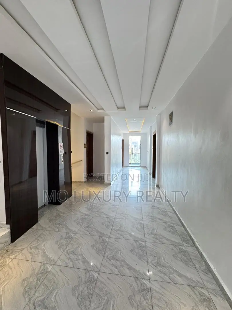 2bdrm Apartment in Court, Ikota for sale