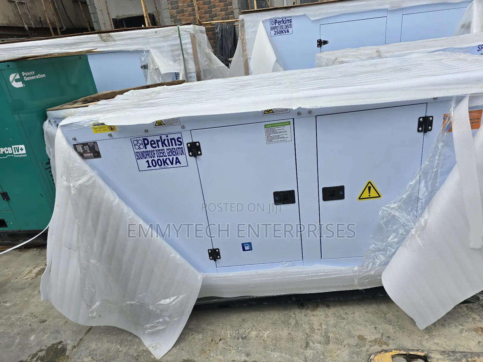 100kva England Perkins Diesel Soundproof Gen 2years Wty