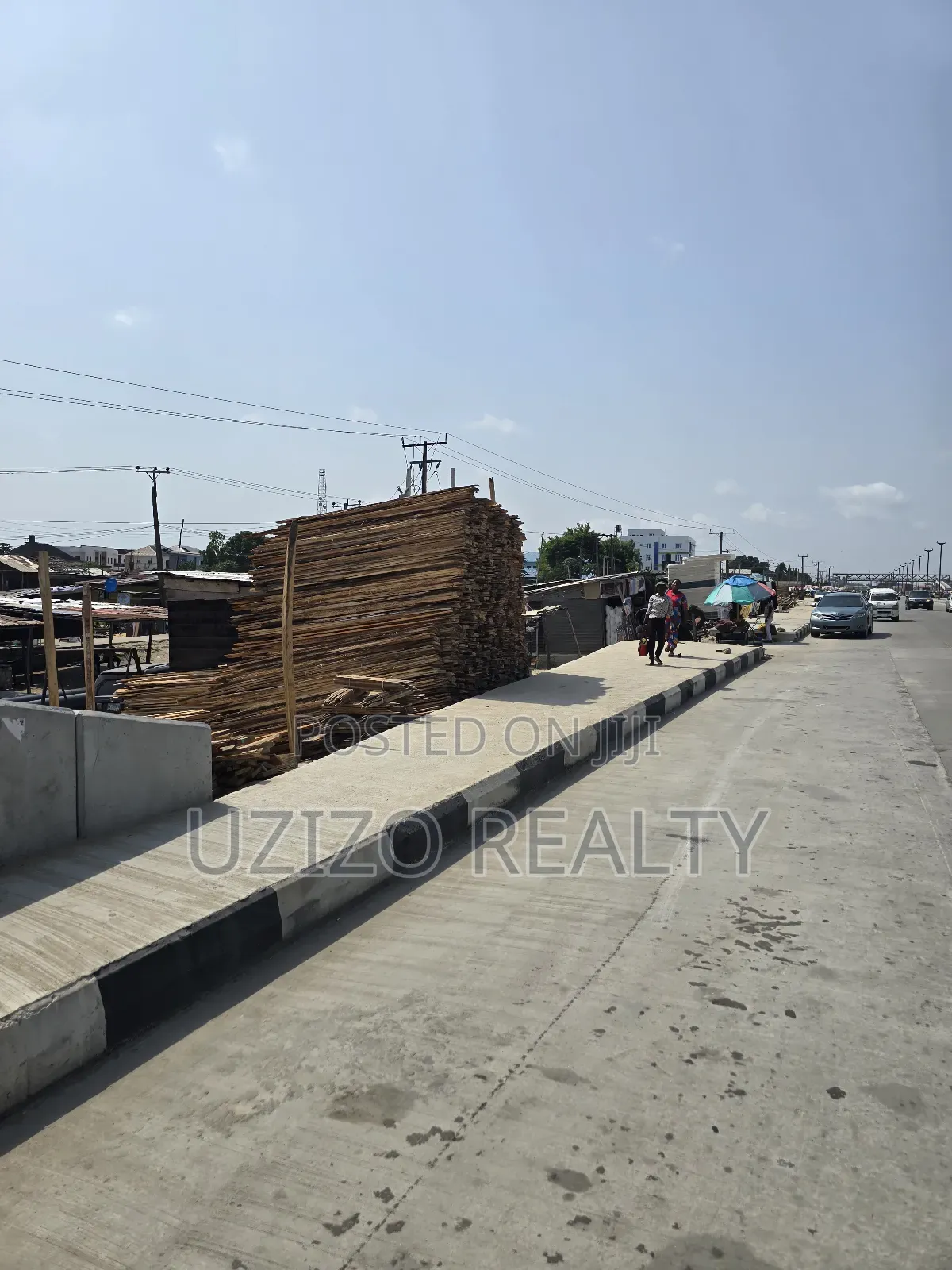 Dryland Directly on Lekki Epe Expressway