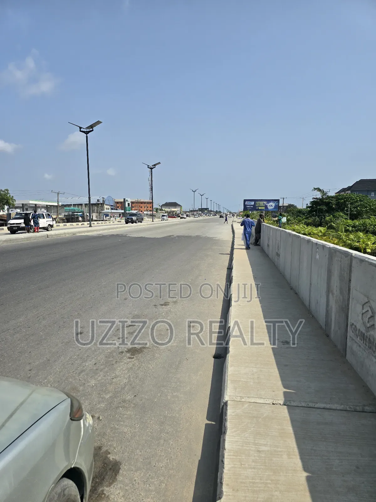 Dryland Directly on Lekki Epe Expressway