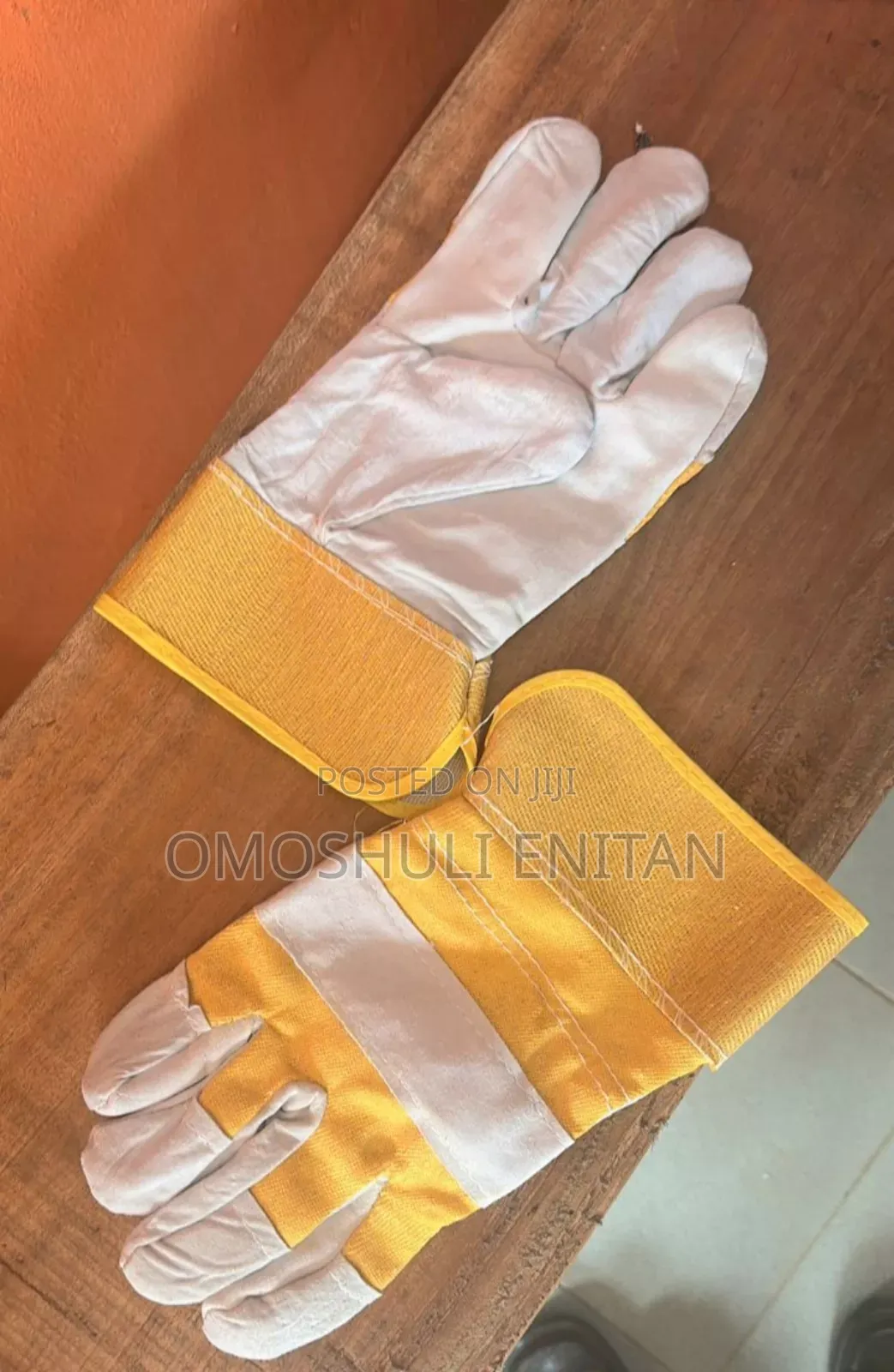Safety Handgloves Available