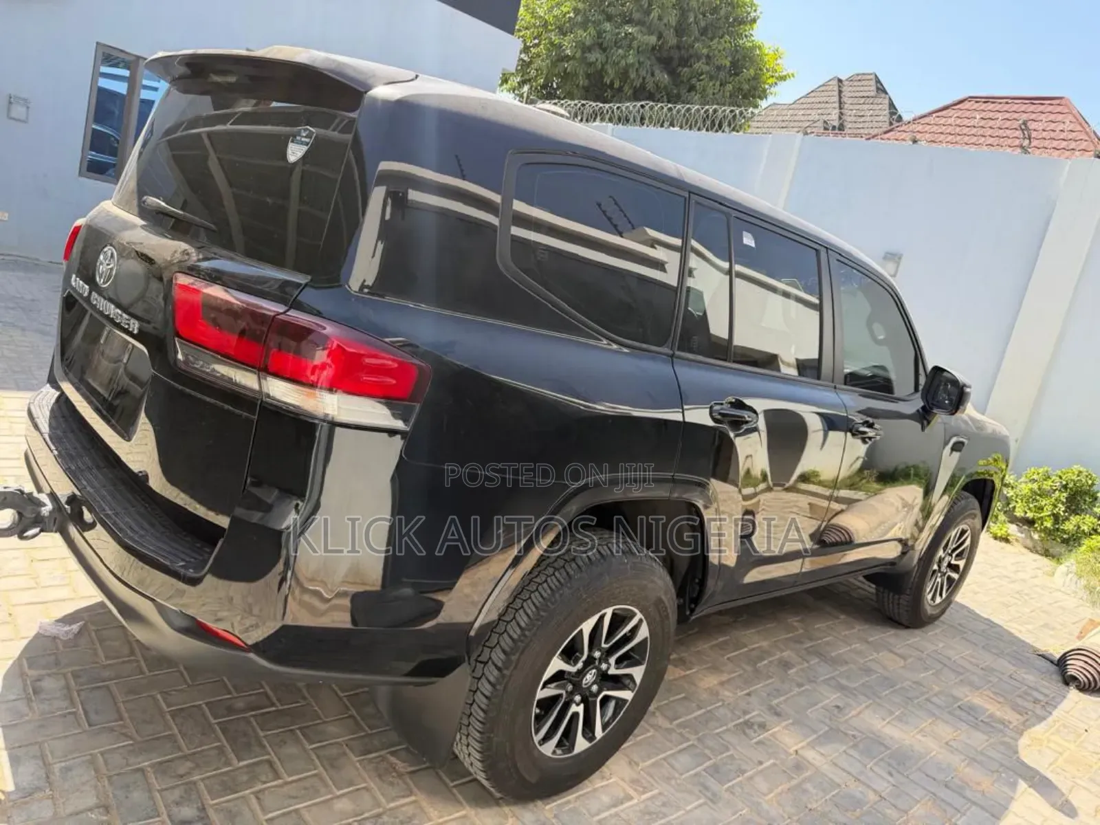New Toyota Land Cruiser LC300 2024 Black