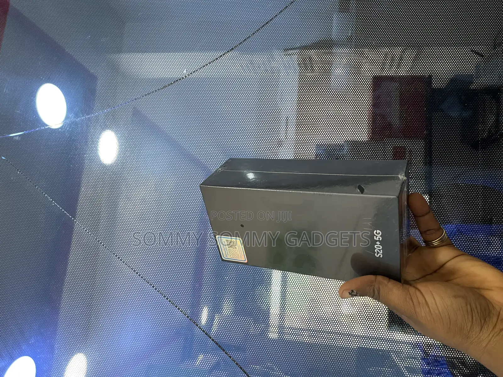 New Samsung Galaxy S20+ 128 GB