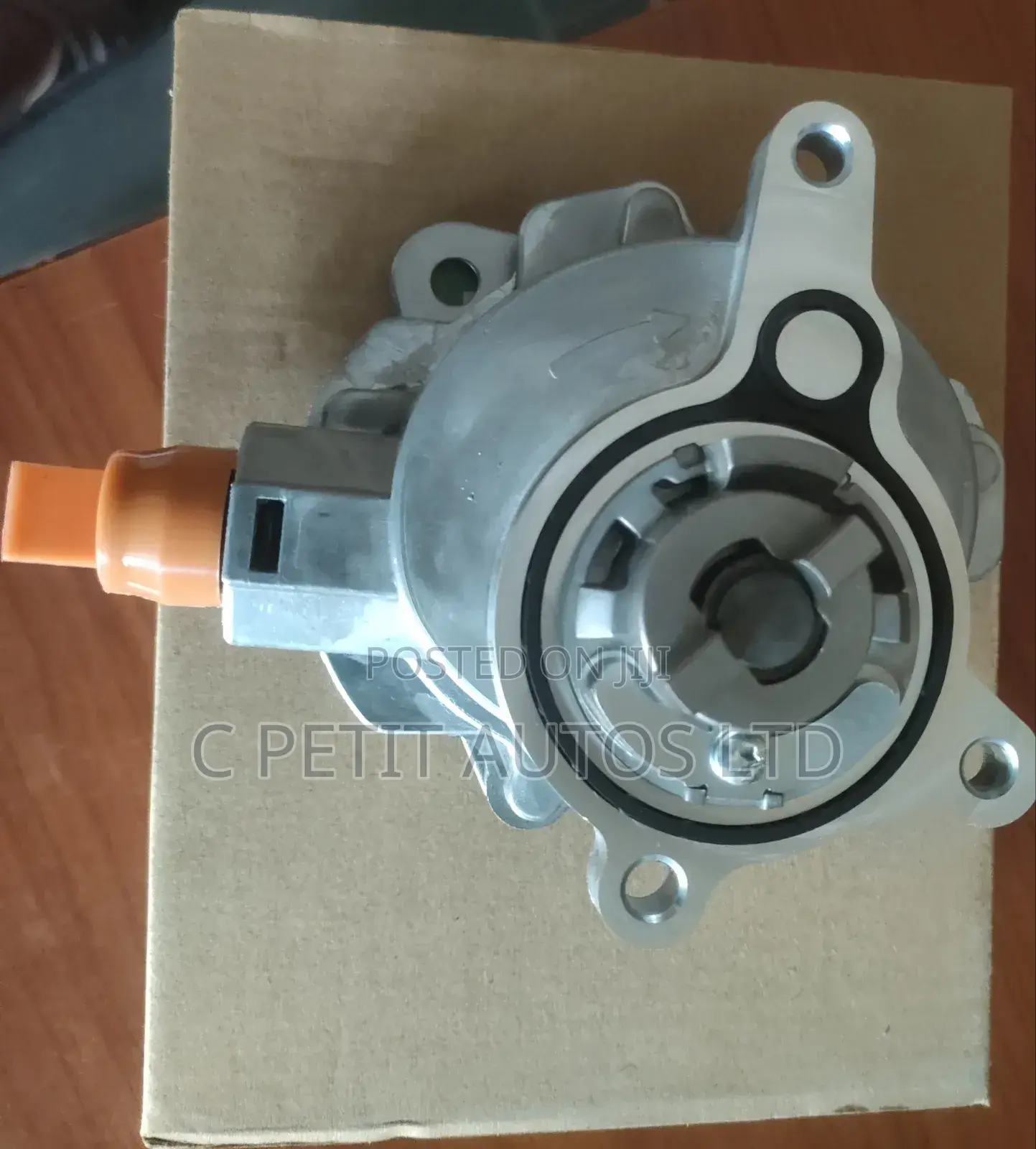 Brake/Vacuum Pump Range Rover Evoque