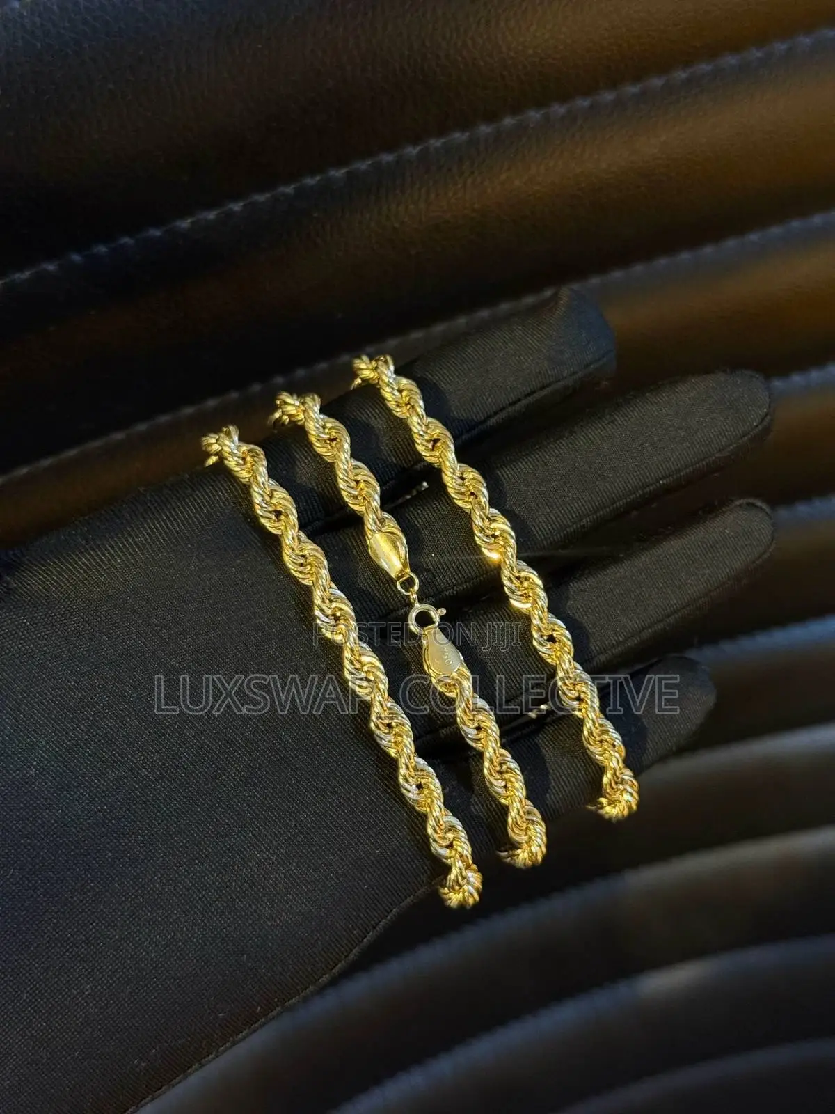 Tiny Gold Twist Hand Chain