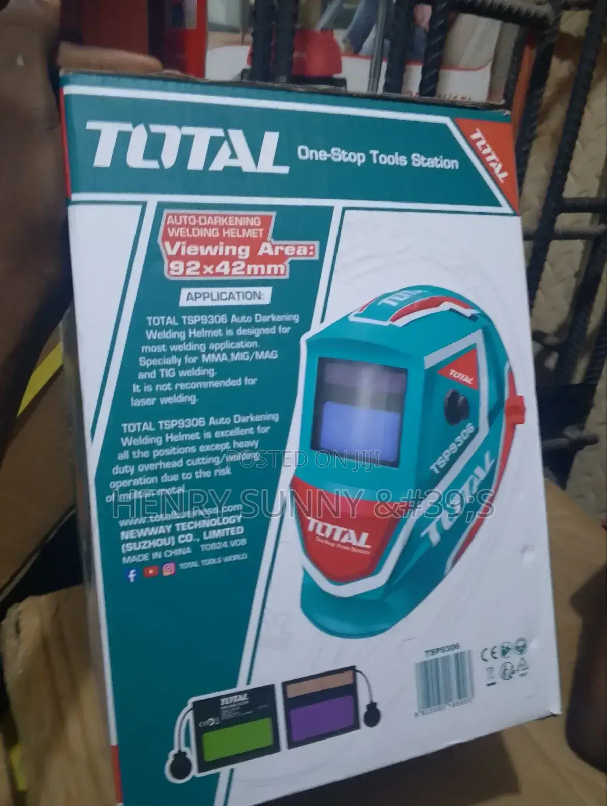Auto Darkening Welding Helmet