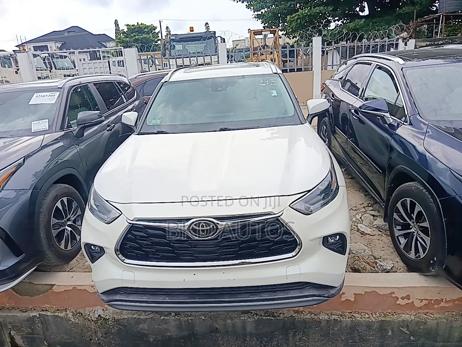 Toyota Highlander XLE 2021 White
