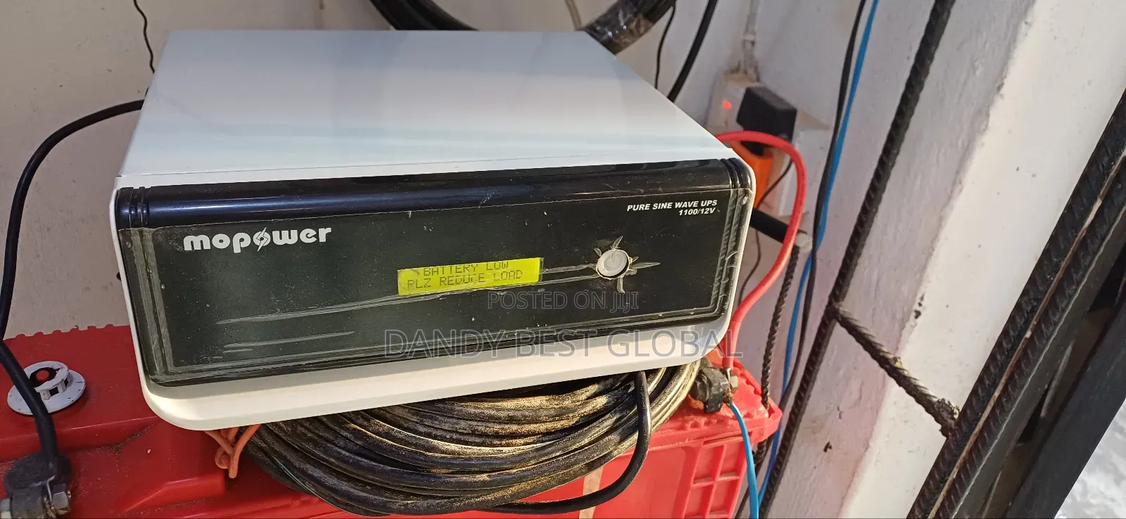 Mopower Pure Sine Wave Inverter 1.1kva/12v