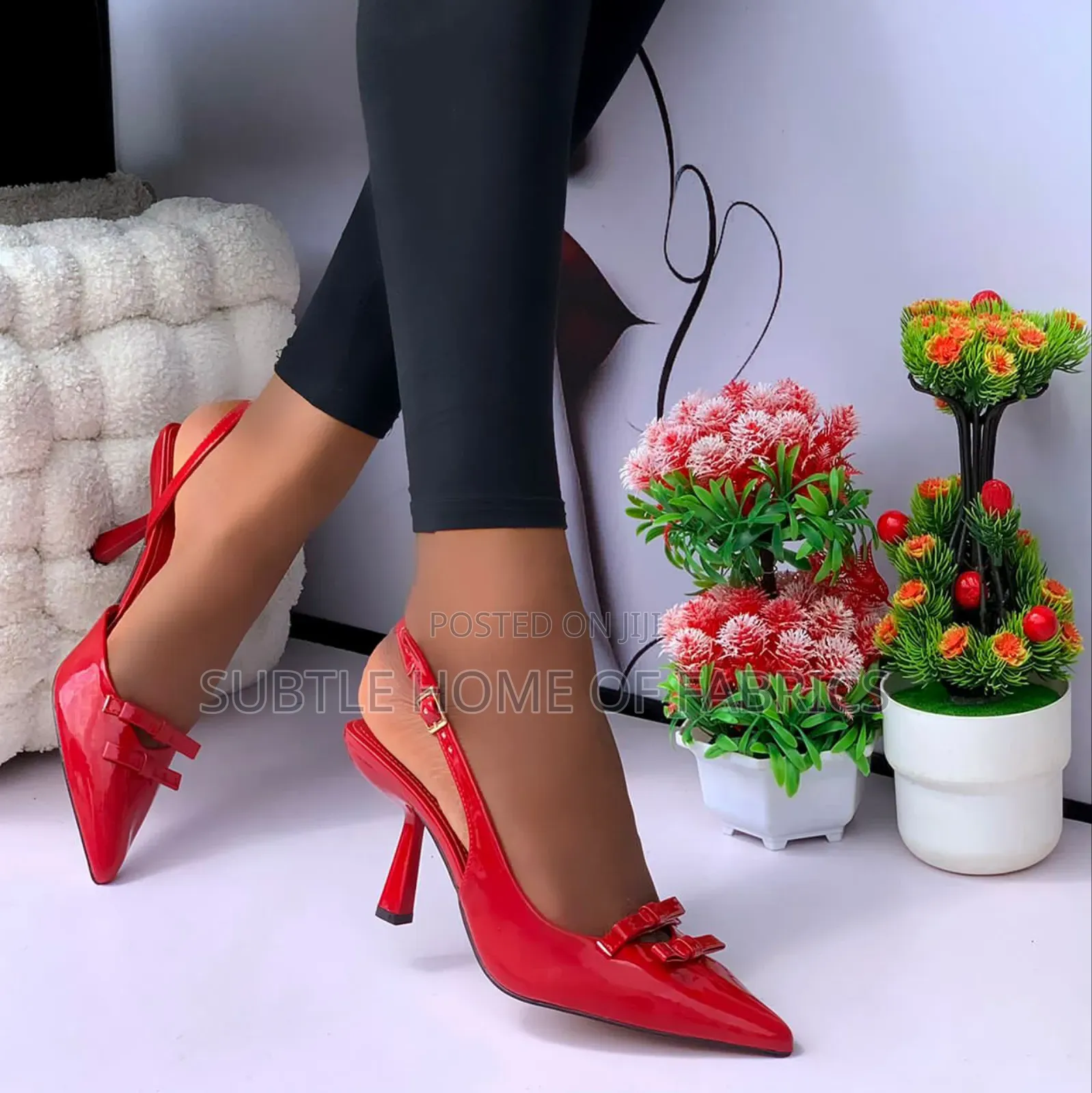 Elegant Ladies Patent Bow Heels – Perfect December Gift Choice