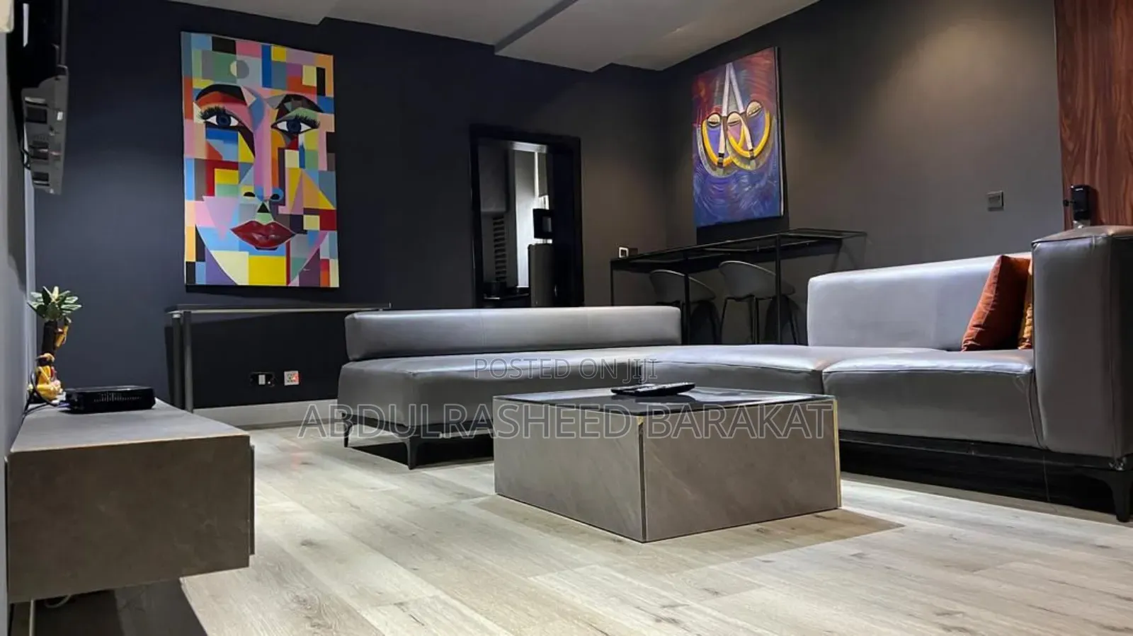 Luxury One Bedroom Apartment
