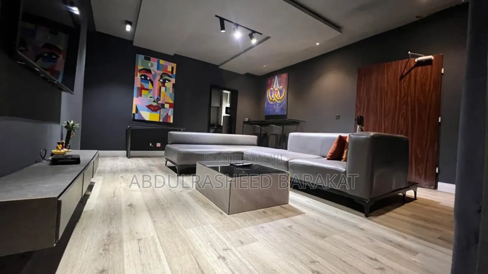 Luxury One Bedroom Apartment