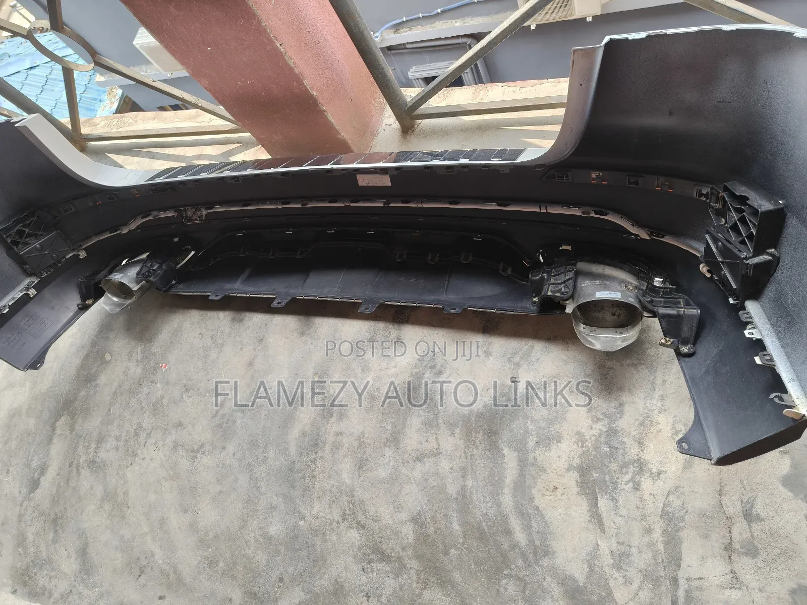 Complete Back Bumper With Exhaust Mouth For Gle 350 Tokunbo