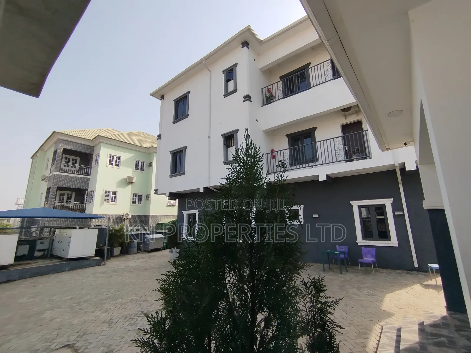 For Sale  4 Units of 2-Bed+ 1 Unit of 1-Bed