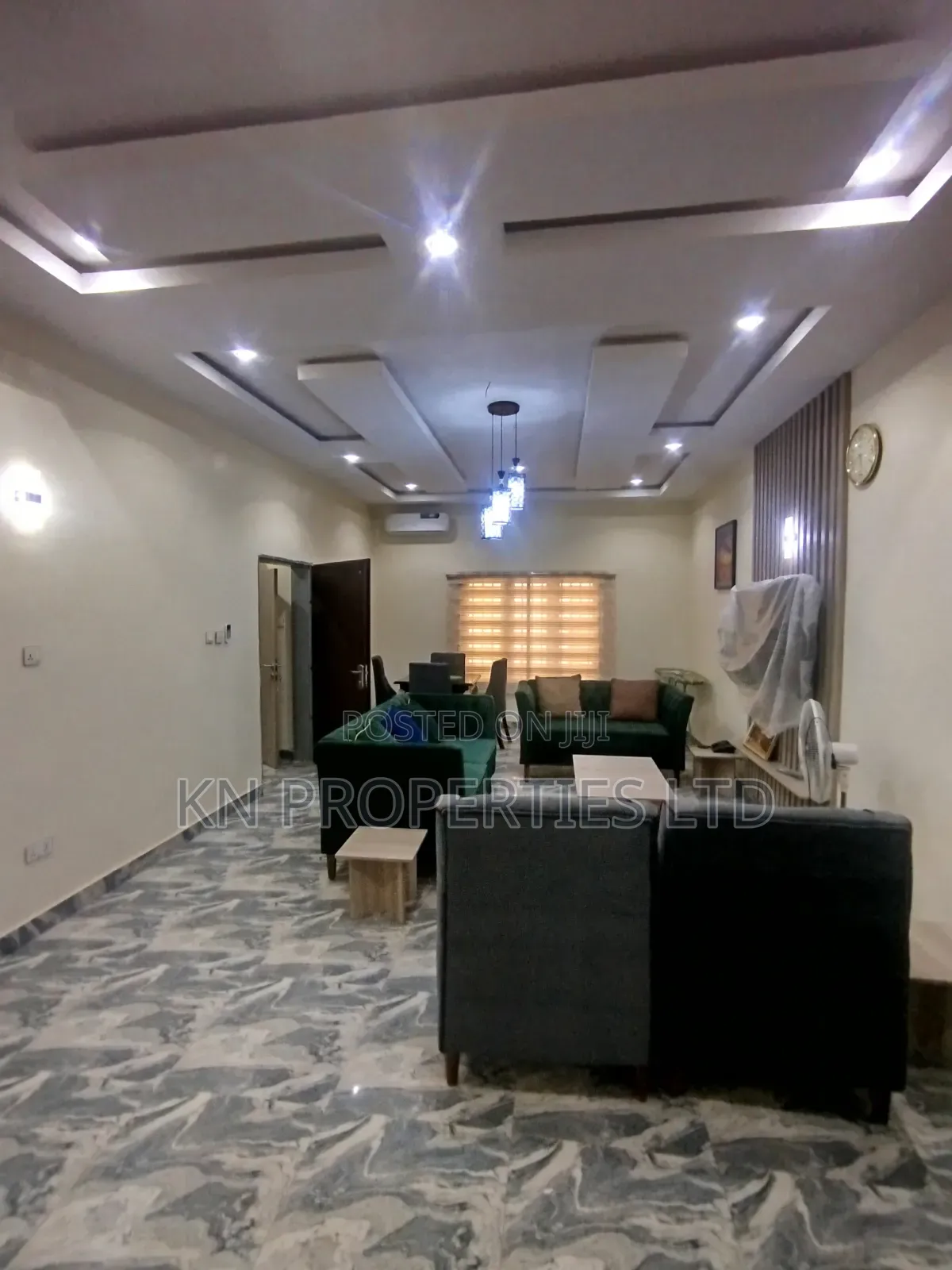For Sale  4 Units of 2-Bed+ 1 Unit of 1-Bed