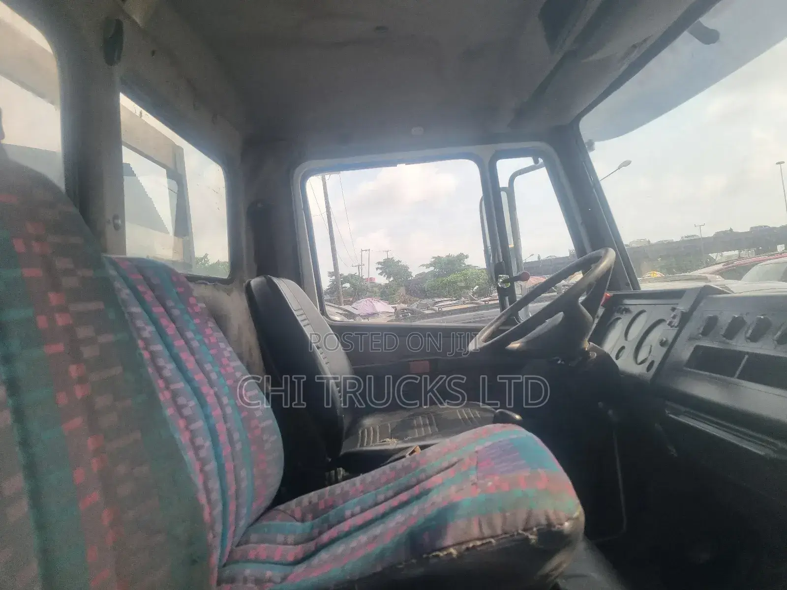 Mercedes Benz 1520 Pickup Truck With Big Axle