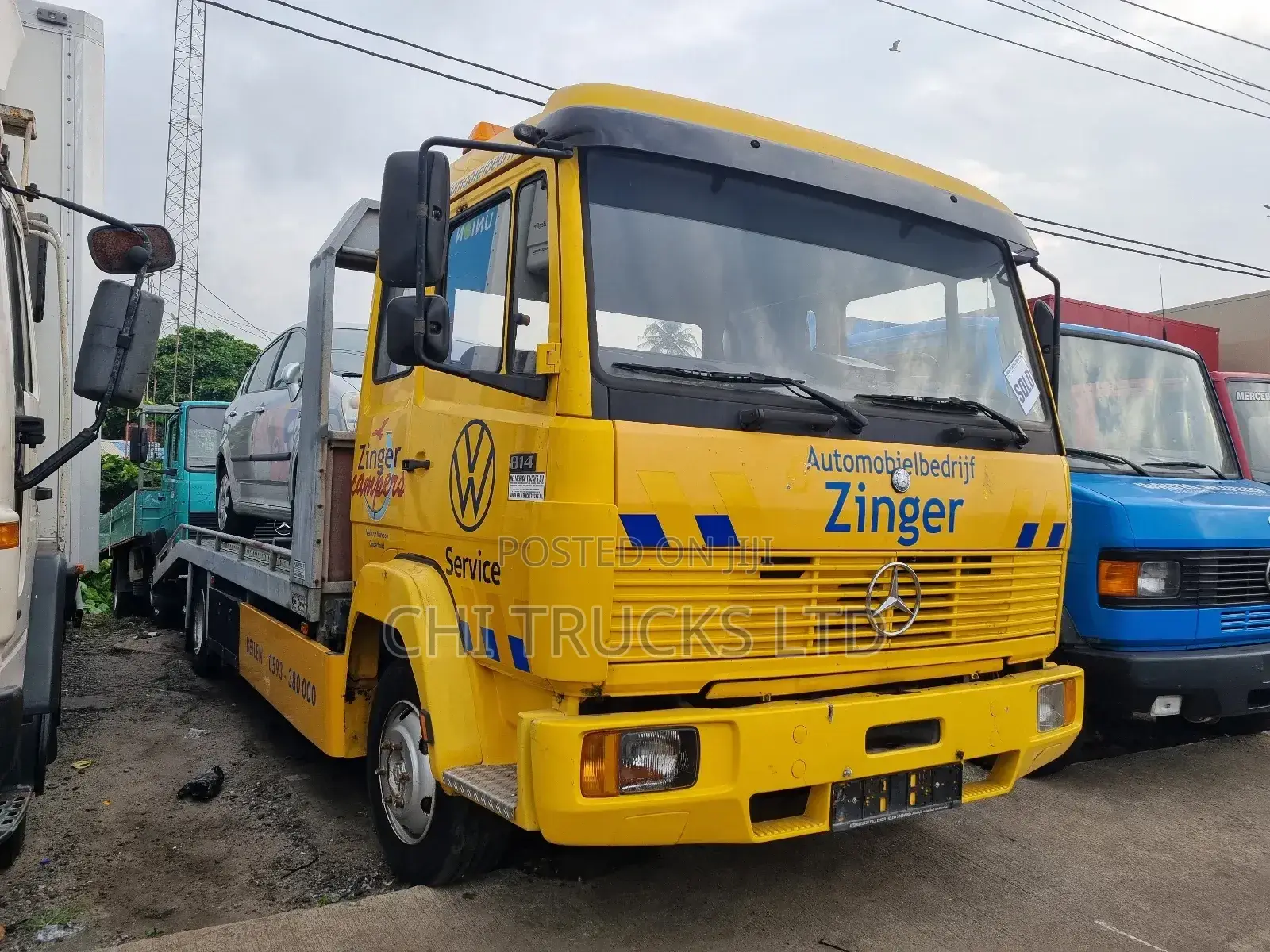 Double Cabin Mercedes Benz 814 Lowbed Tow Truck