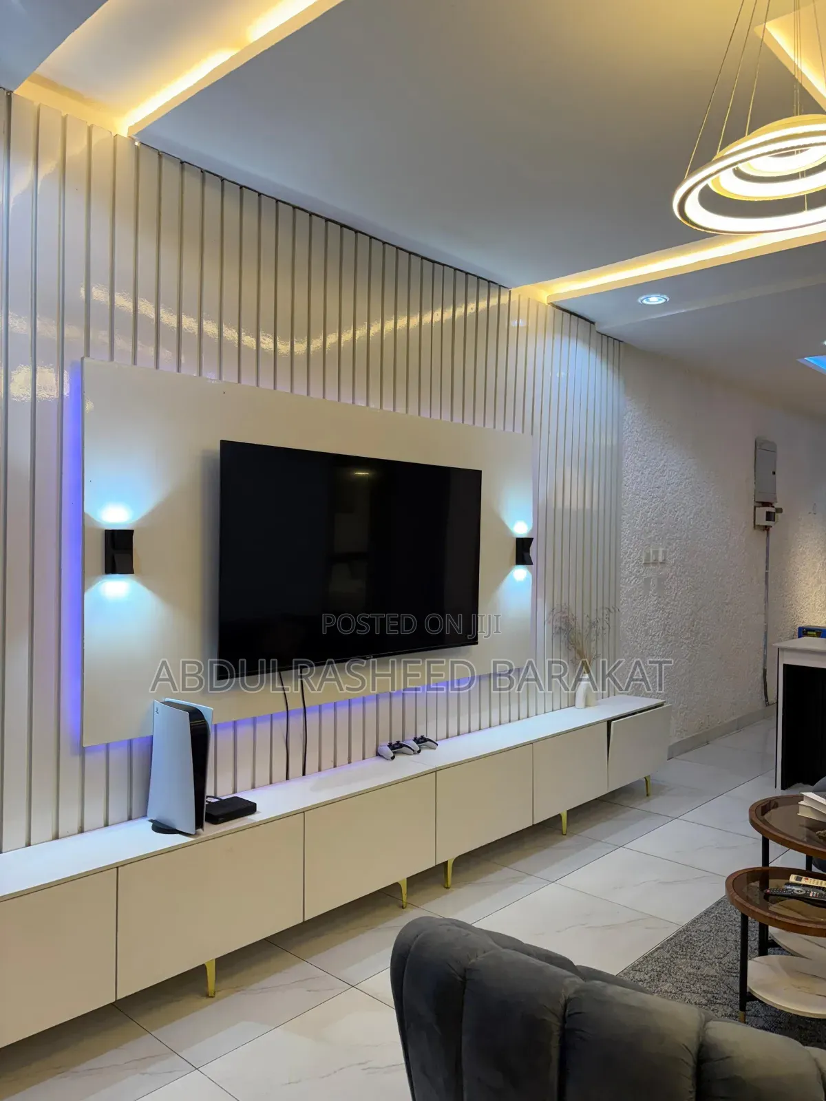 Luxury Two Bedroom Apartment With Swimmingpool