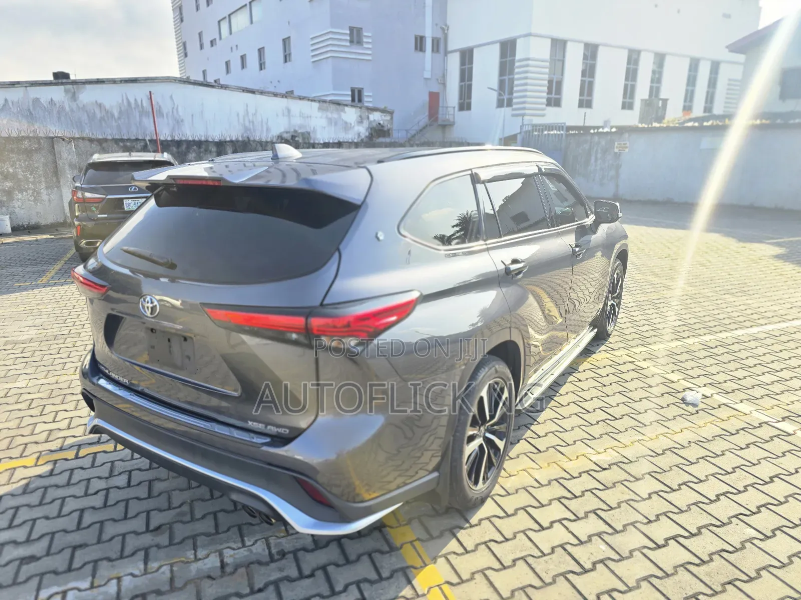Toyota Highlander XSE AWD 2023 Black