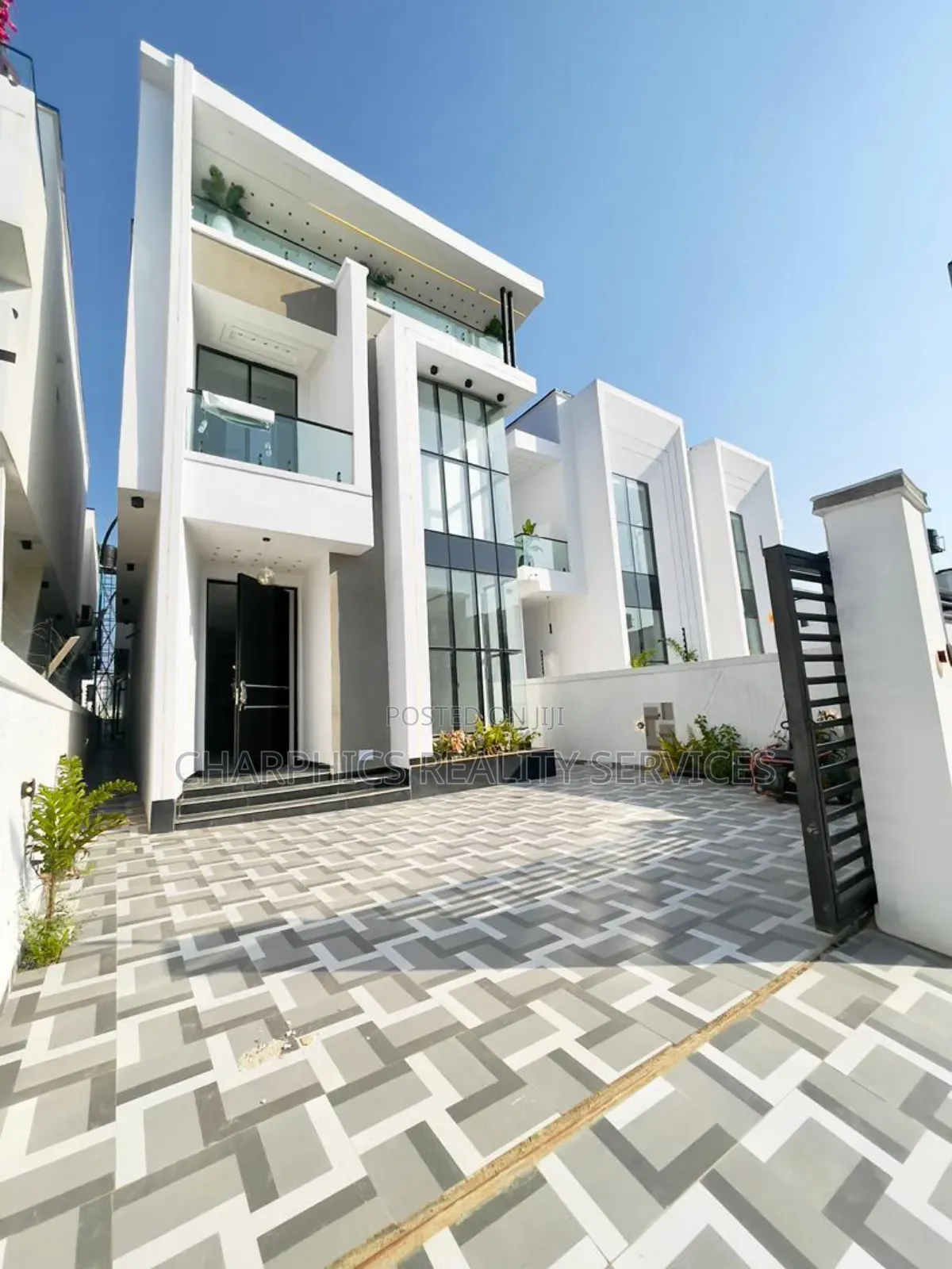 5bdrm Duplex in Ajah for sale