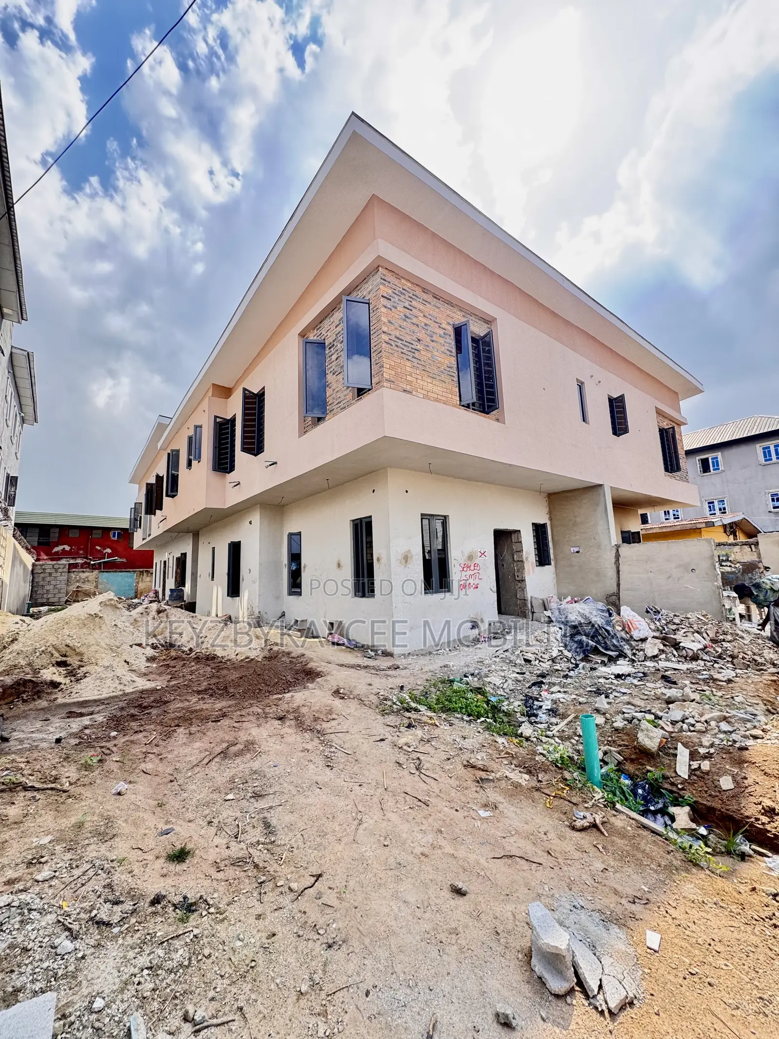 4bdrm Duplex in Ramat, Ogudu GRA for sale