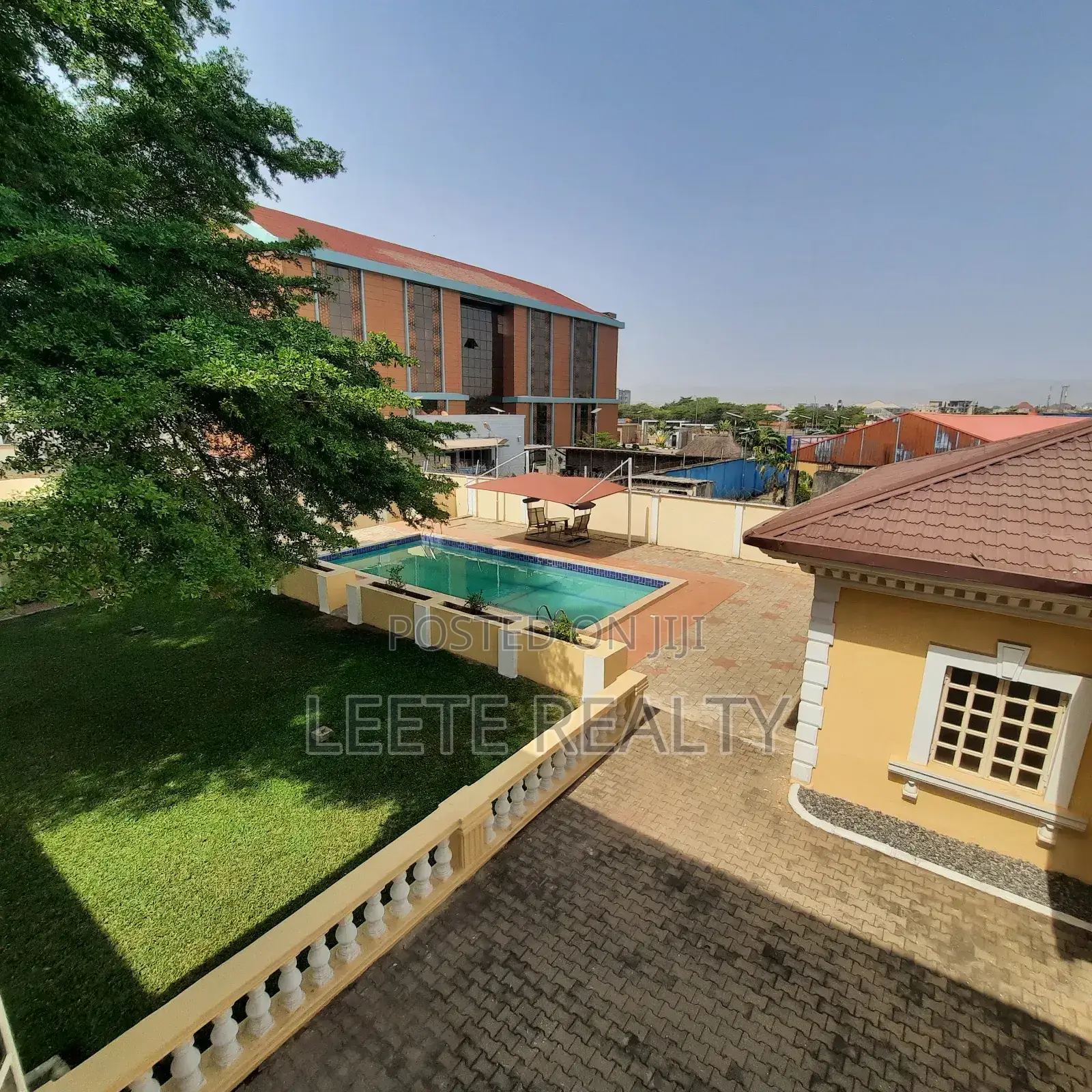 7bdrm Duplex in Jabi for sale