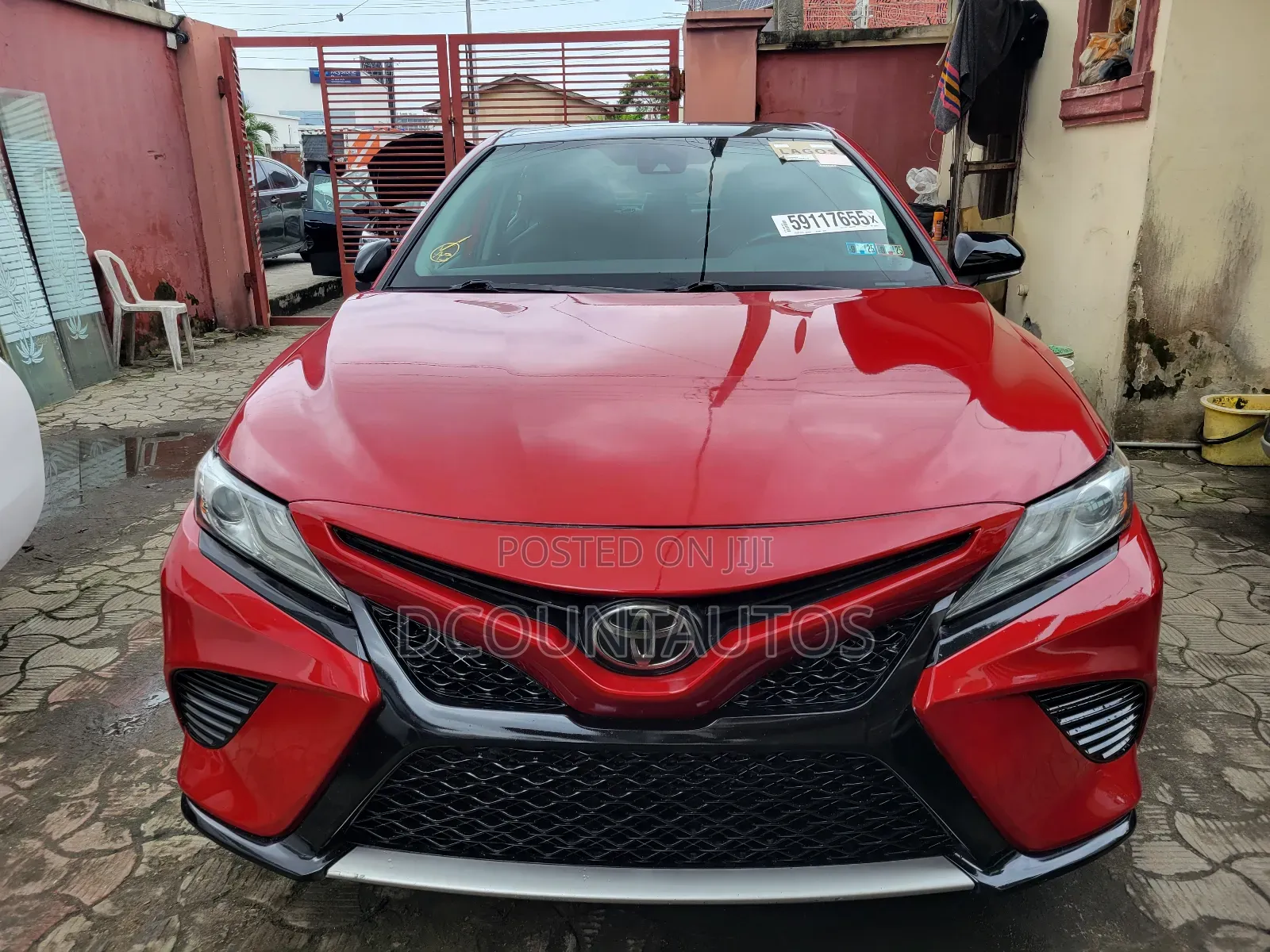 Toyota Camry XSE V6 (3.5L V6 8A) 2019 Red