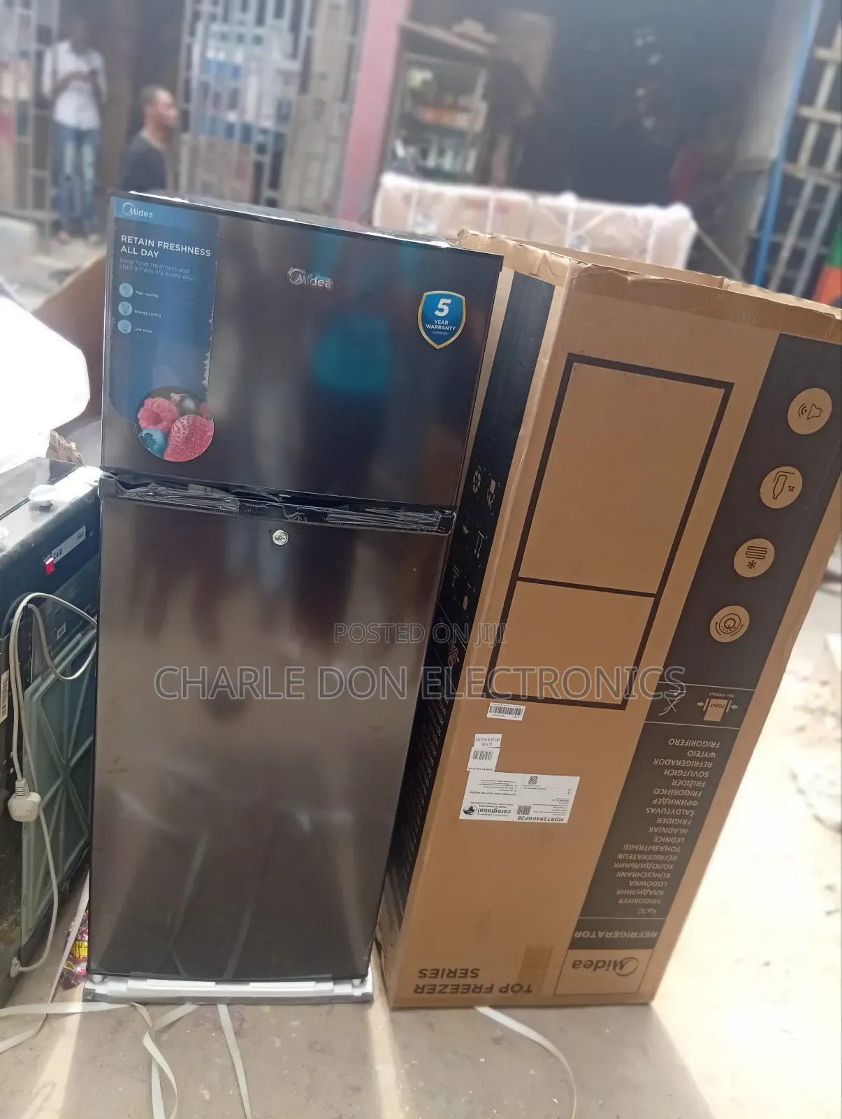 180 Litres Fridge and Freezer Midea