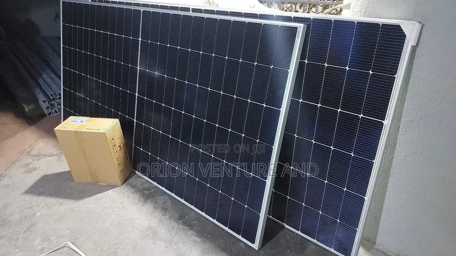 High Efficiency 550w 144 Cells Monocrystalline Halfcut Solar Panels