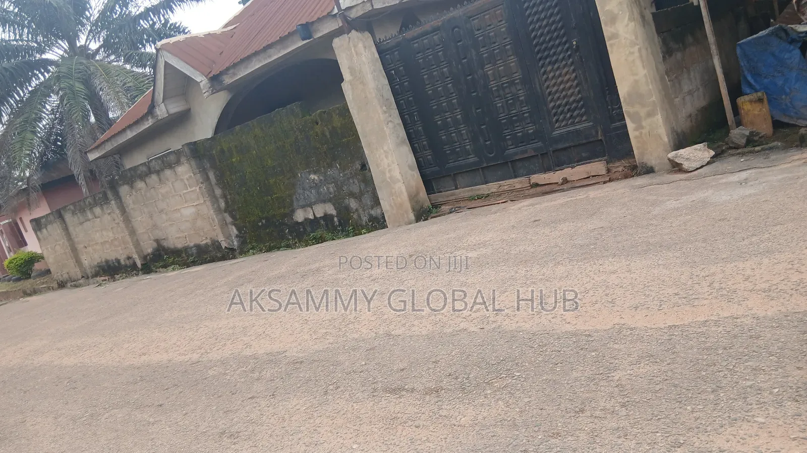 5bdrm Bungalow in Akobo, Ibadan for sale