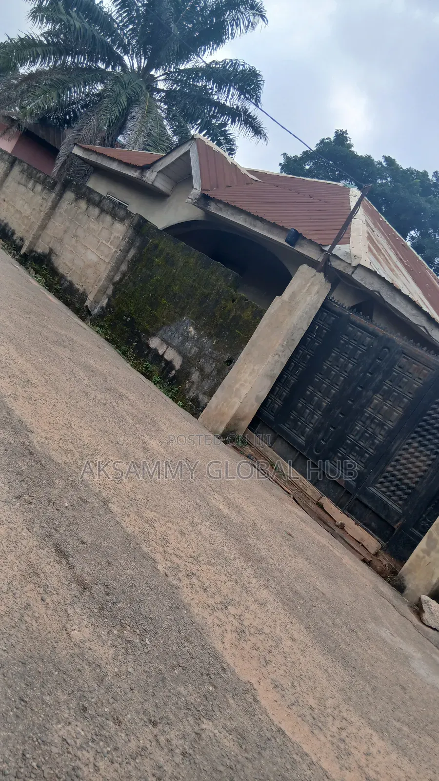 5bdrm Bungalow in Akobo, Ibadan for sale