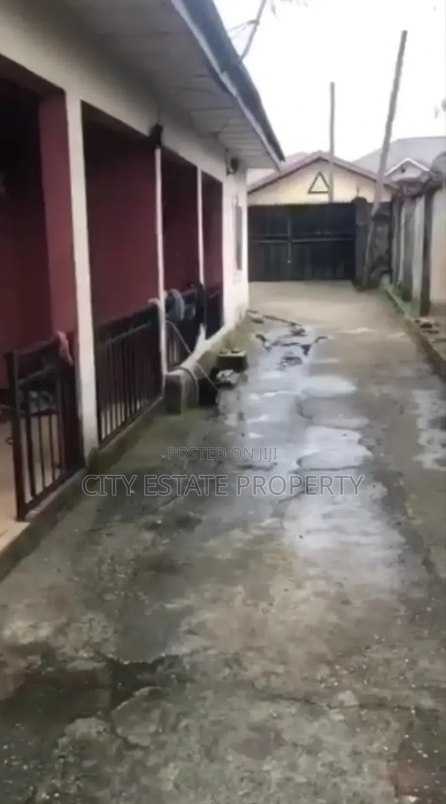 6bdrm Bungalow in Rumudara, Port-Harcourt for sale