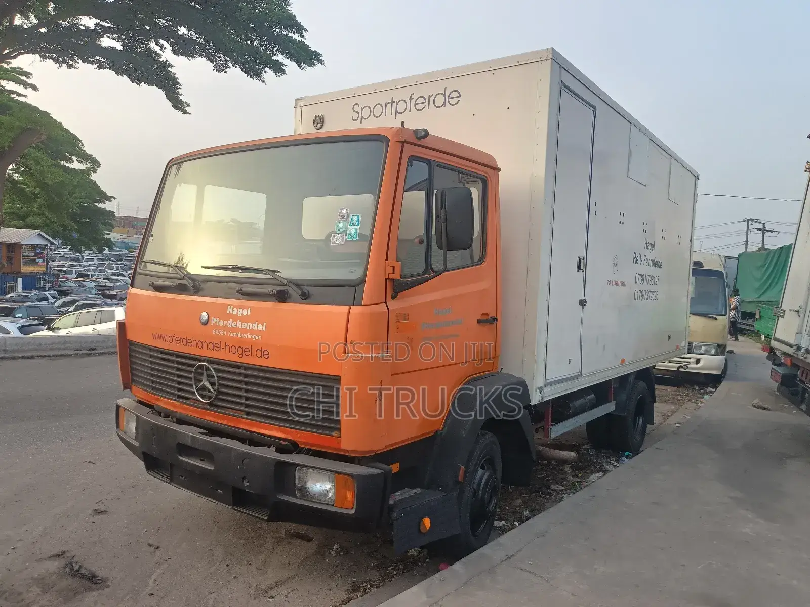 Mercedes Benz Truck 814
