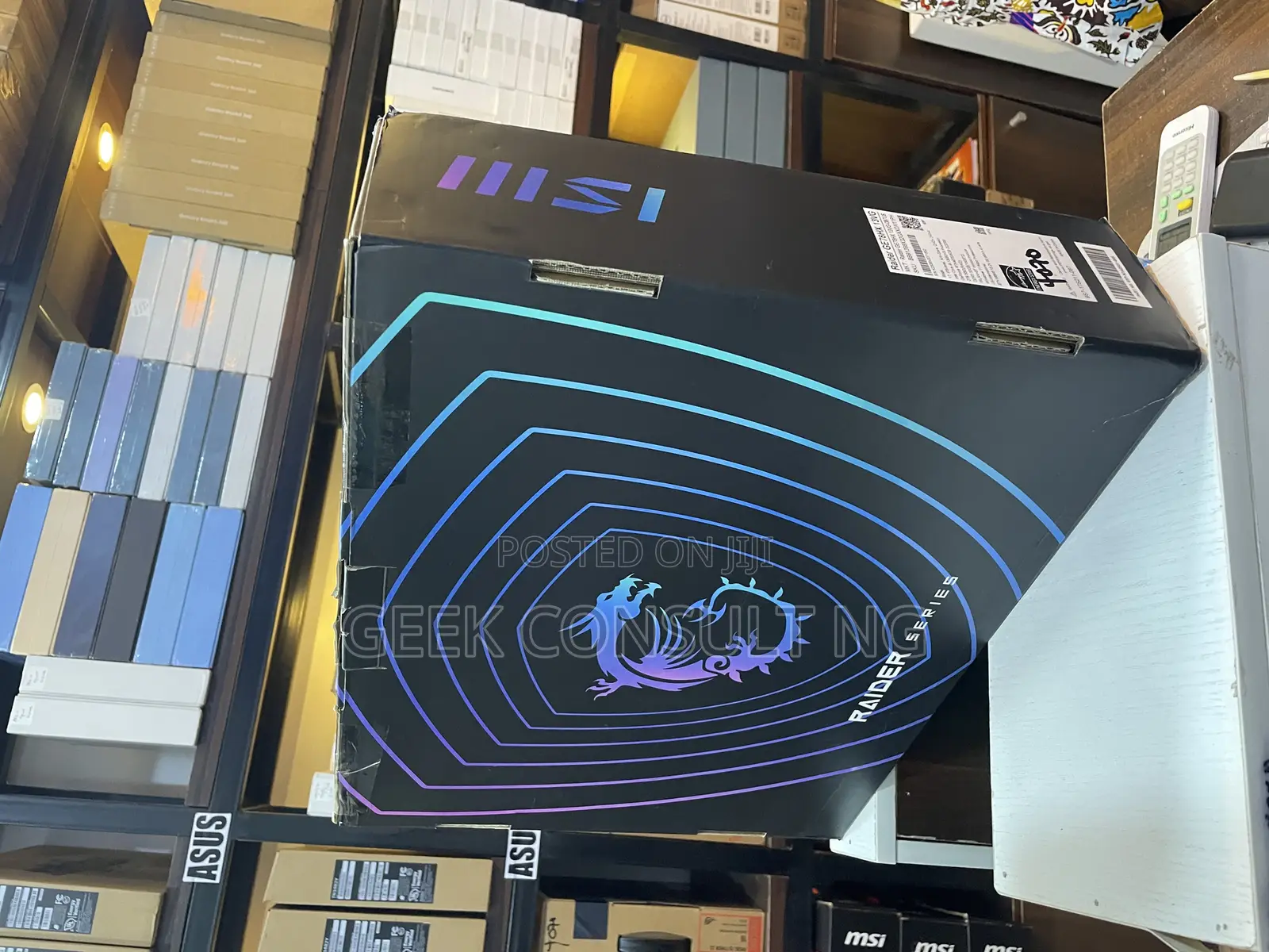 New Laptop MSI Raider GE78HX 32GB Intel Core i9 SSD 2T