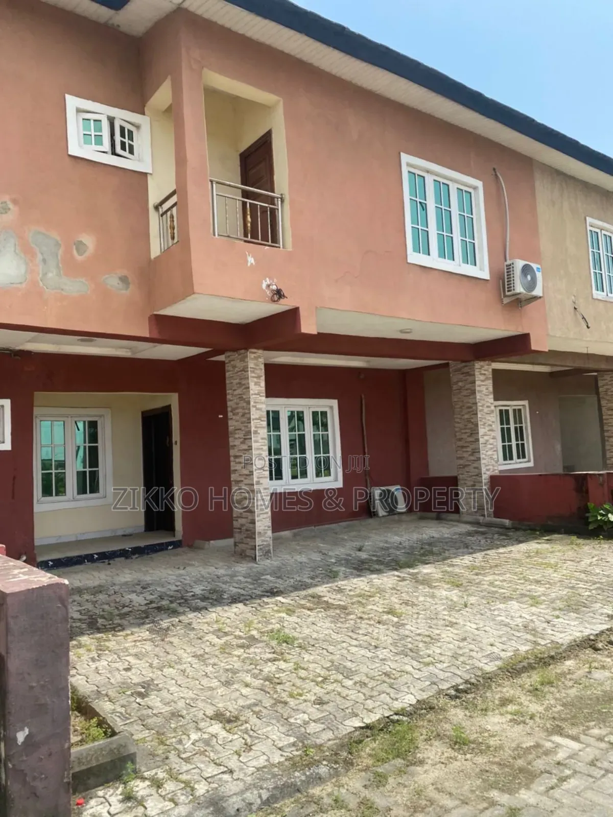 3bdrm Townhouse/Terrace in Lekki Gardans for sale