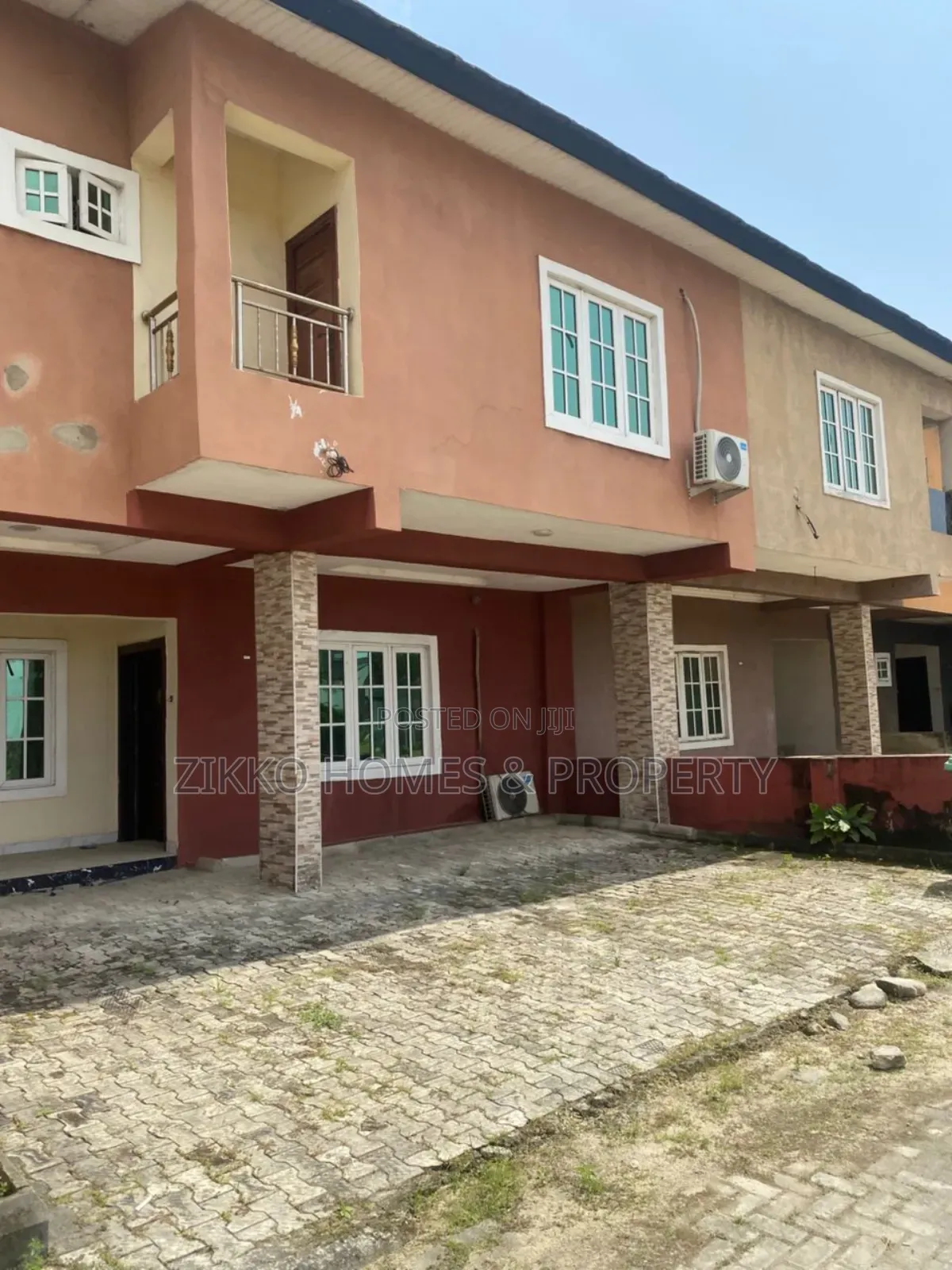 3bdrm Townhouse/Terrace in Lekki Gardans for sale