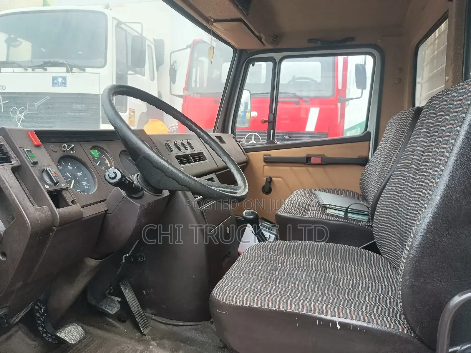 Newly Arrive Mercedes Benz 709 Cargo Truck 20ft Length