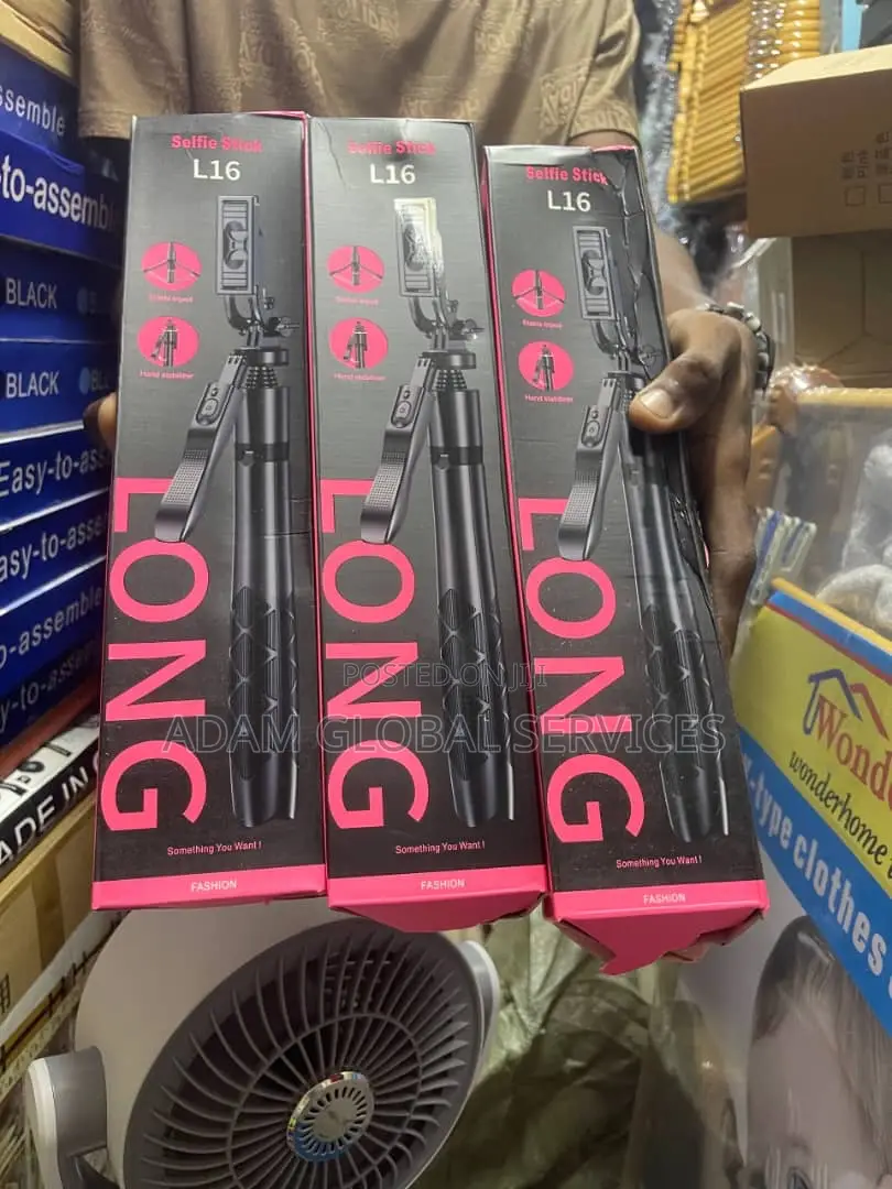 L16 Selfie Stick Tripod.