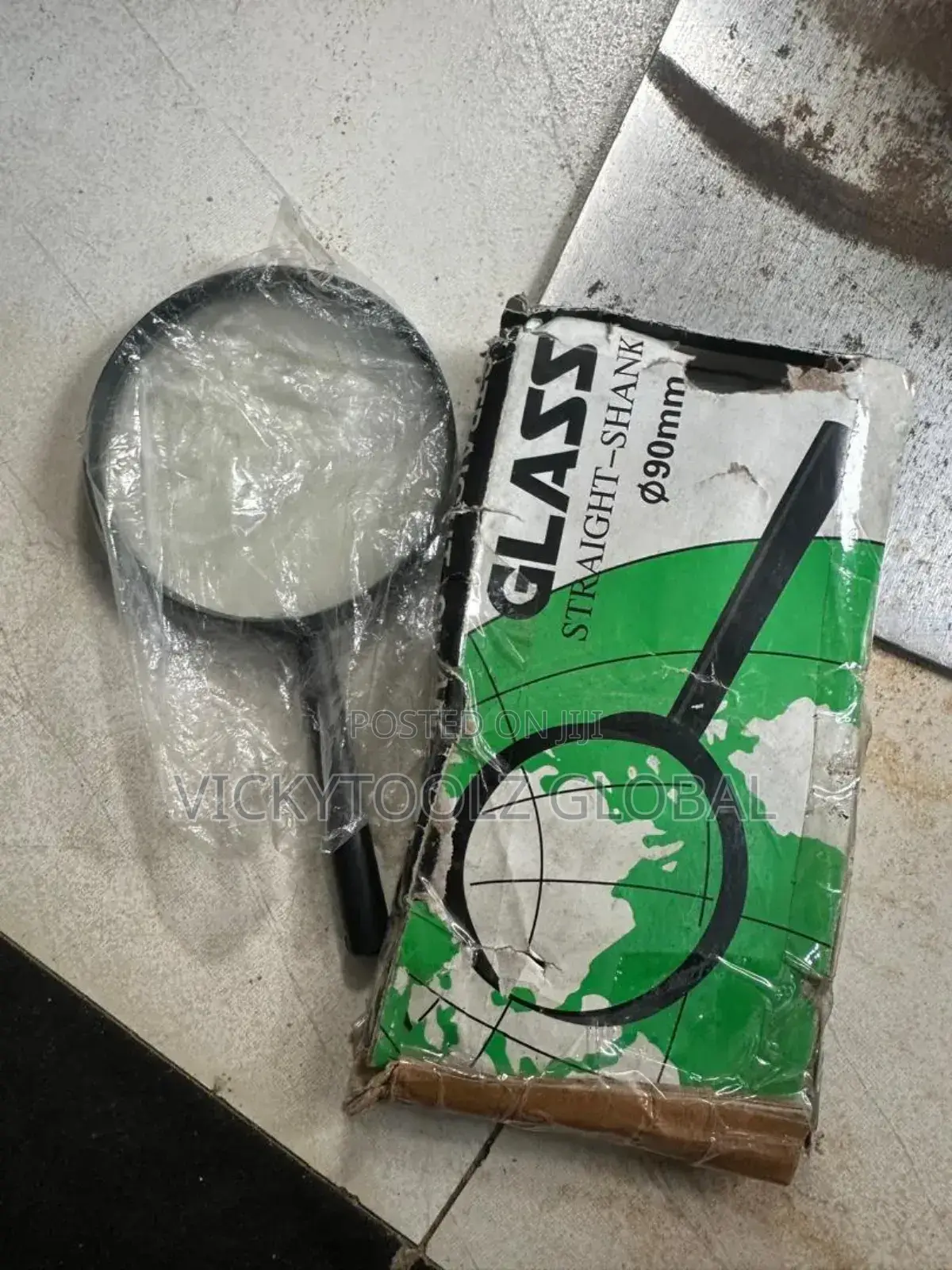Magnifier or Magnifying Glass 90mm