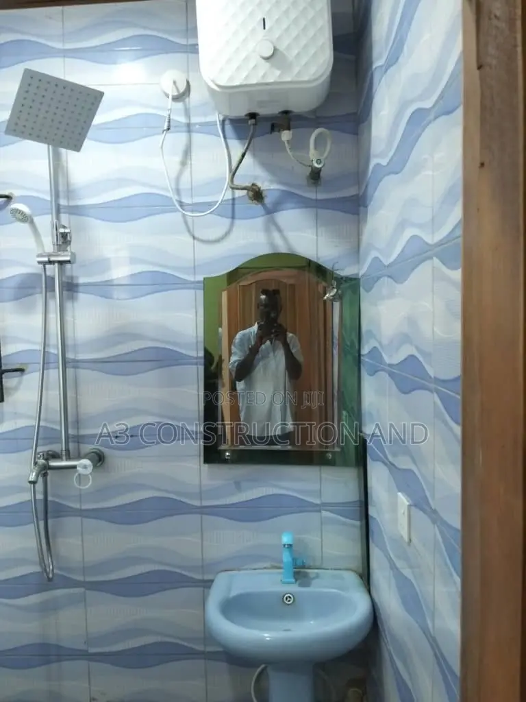 4bdrm Duplex in Jnissi, Akobo for rent