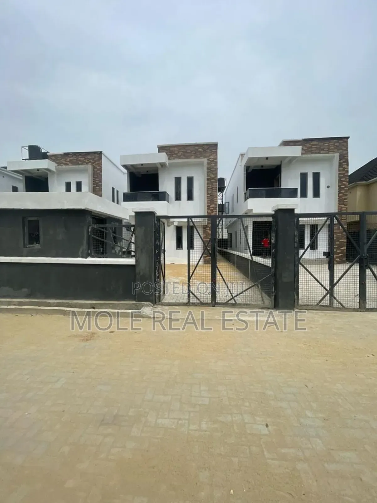 Furnished 5bdrm Duplex in Abraham Adesanya for sale