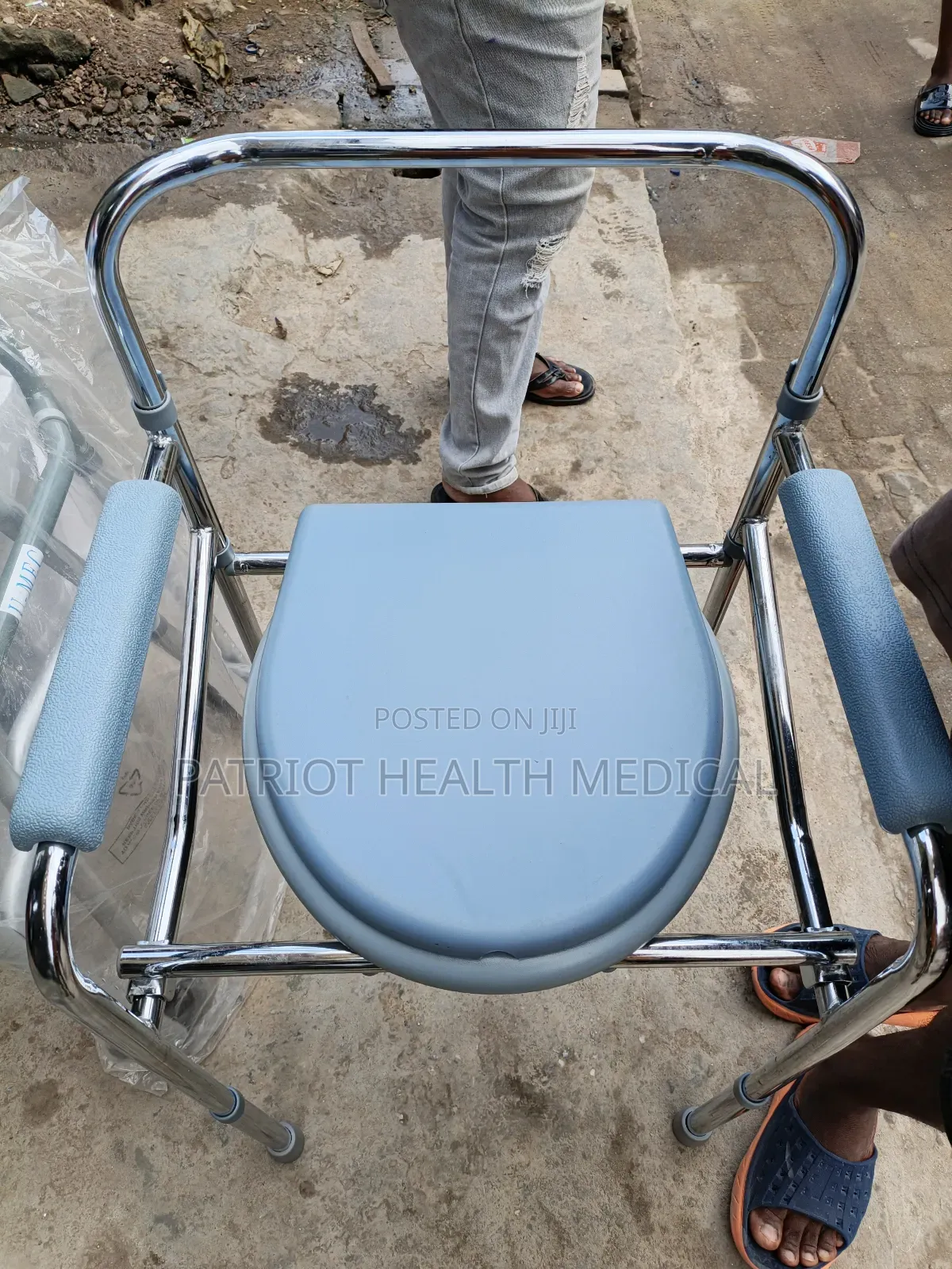 Comod Chair