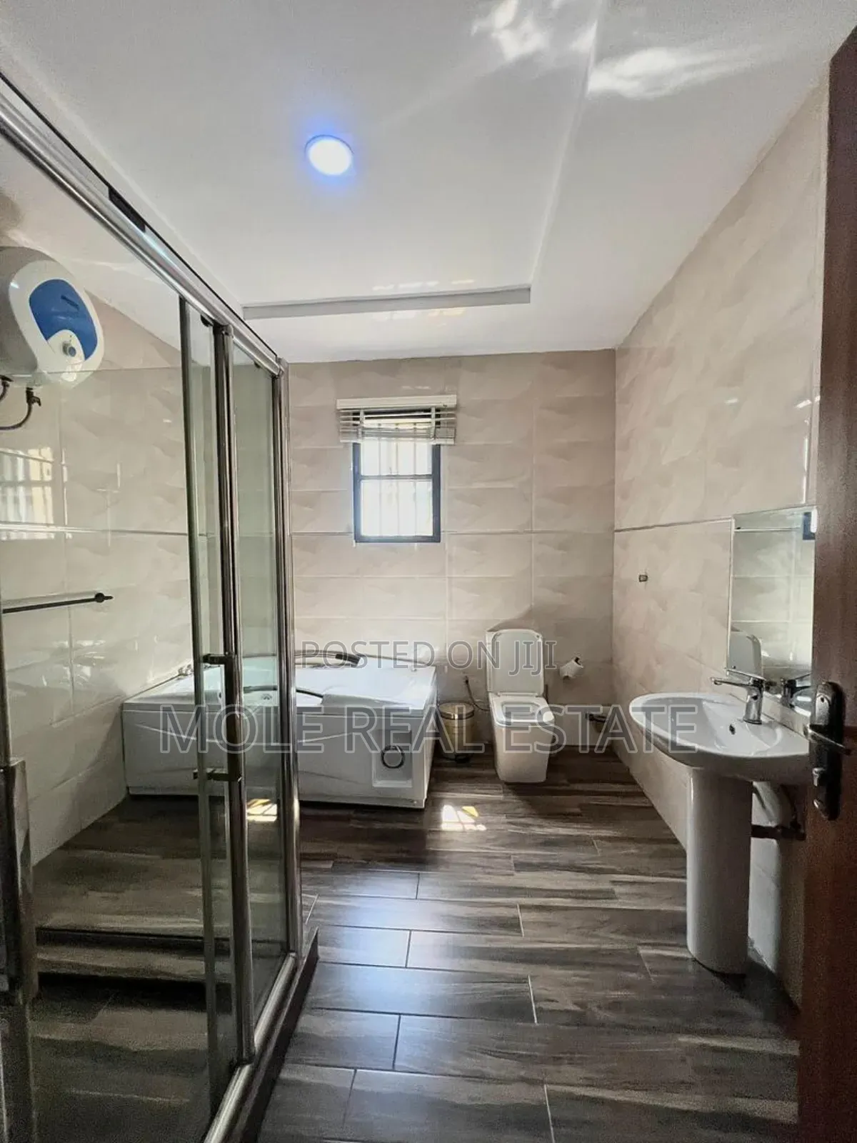 Furnished 5bdrm Duplex in Near Purple Mall, Lekki Phase 1 for sale
