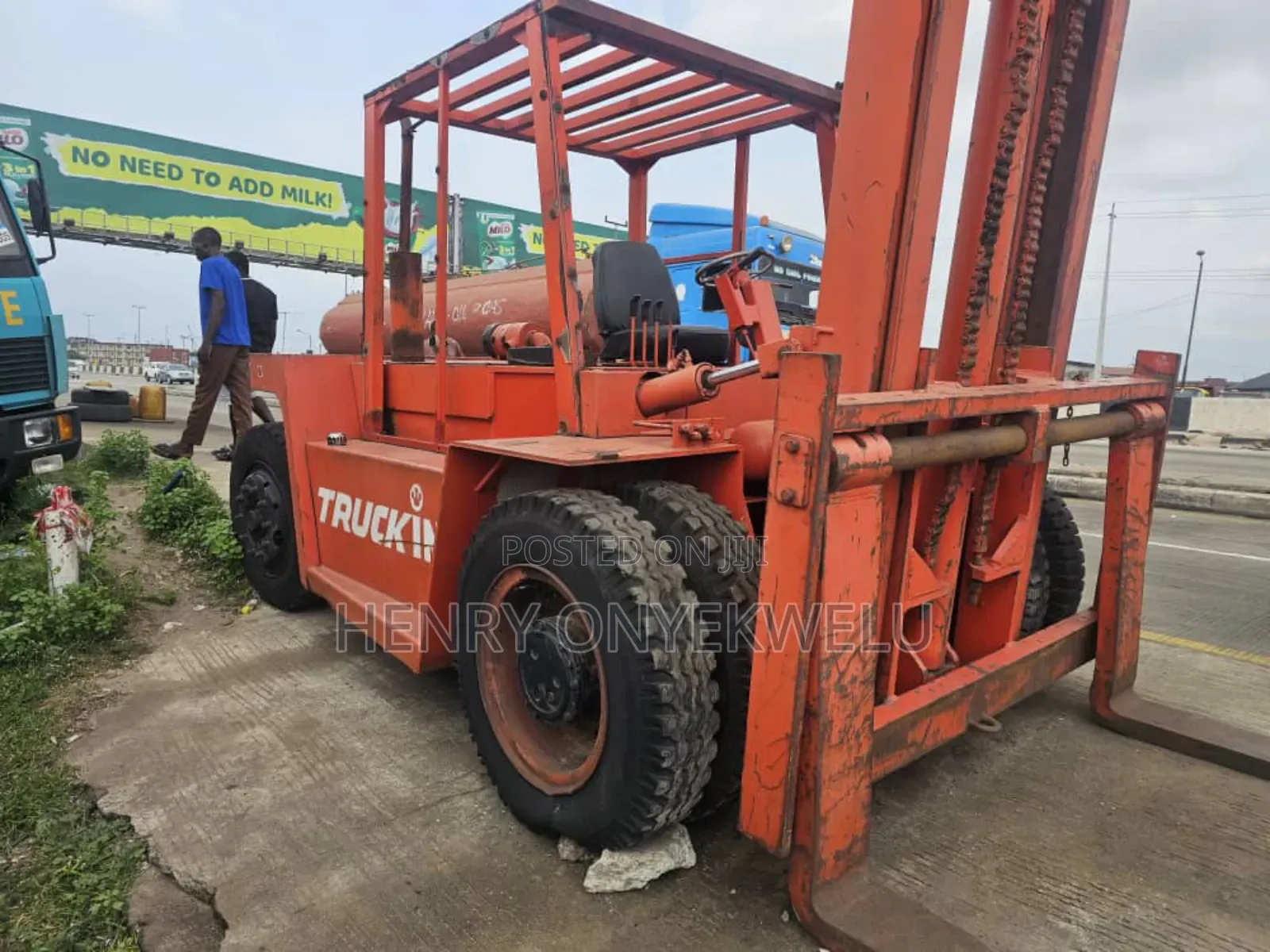 Forklift Brand New and Foreign Used