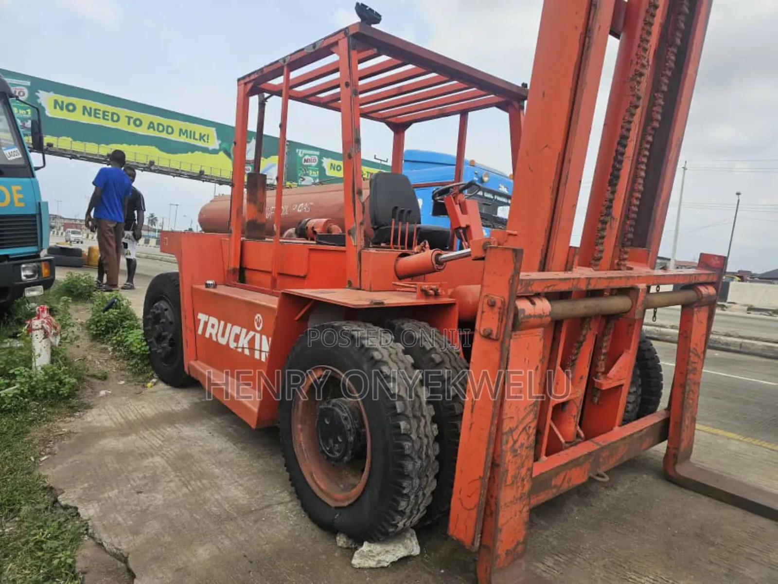 Forklift Brand New and Foreign Used