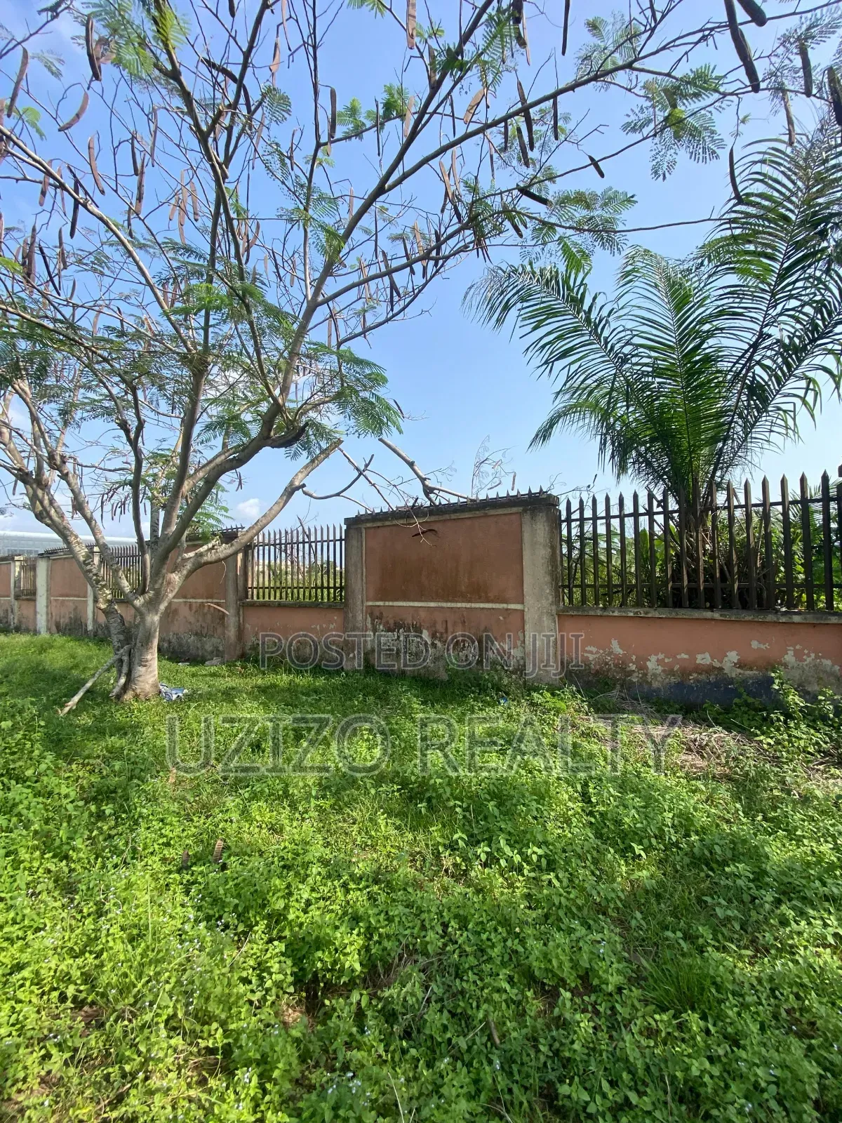 Dry Land Directly on Lekki Epe Expressway