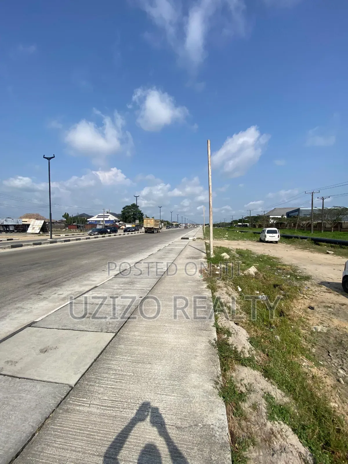 Dry Land Directly on Lekki Epe Expressway
