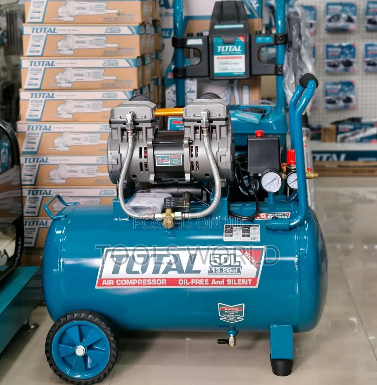 Total TCS Air Compressor 50l Oiless
