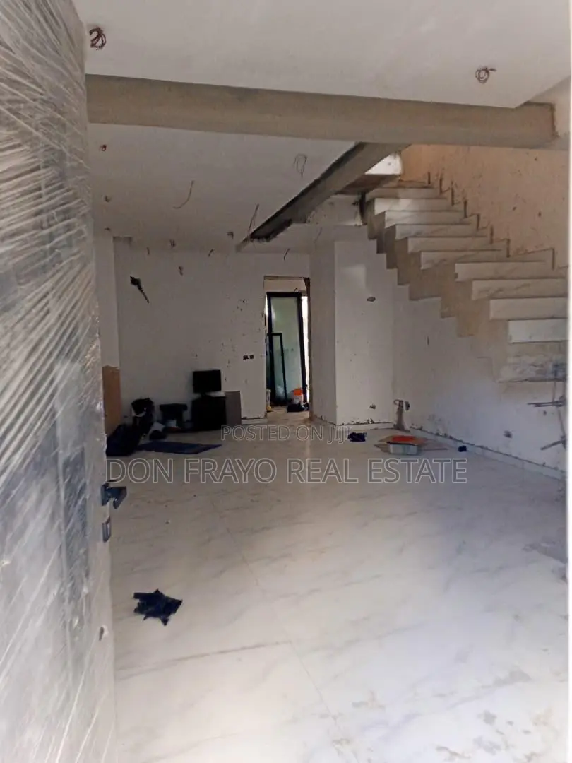 4bdrm Townhouse/Terrace in Banana Island for sale