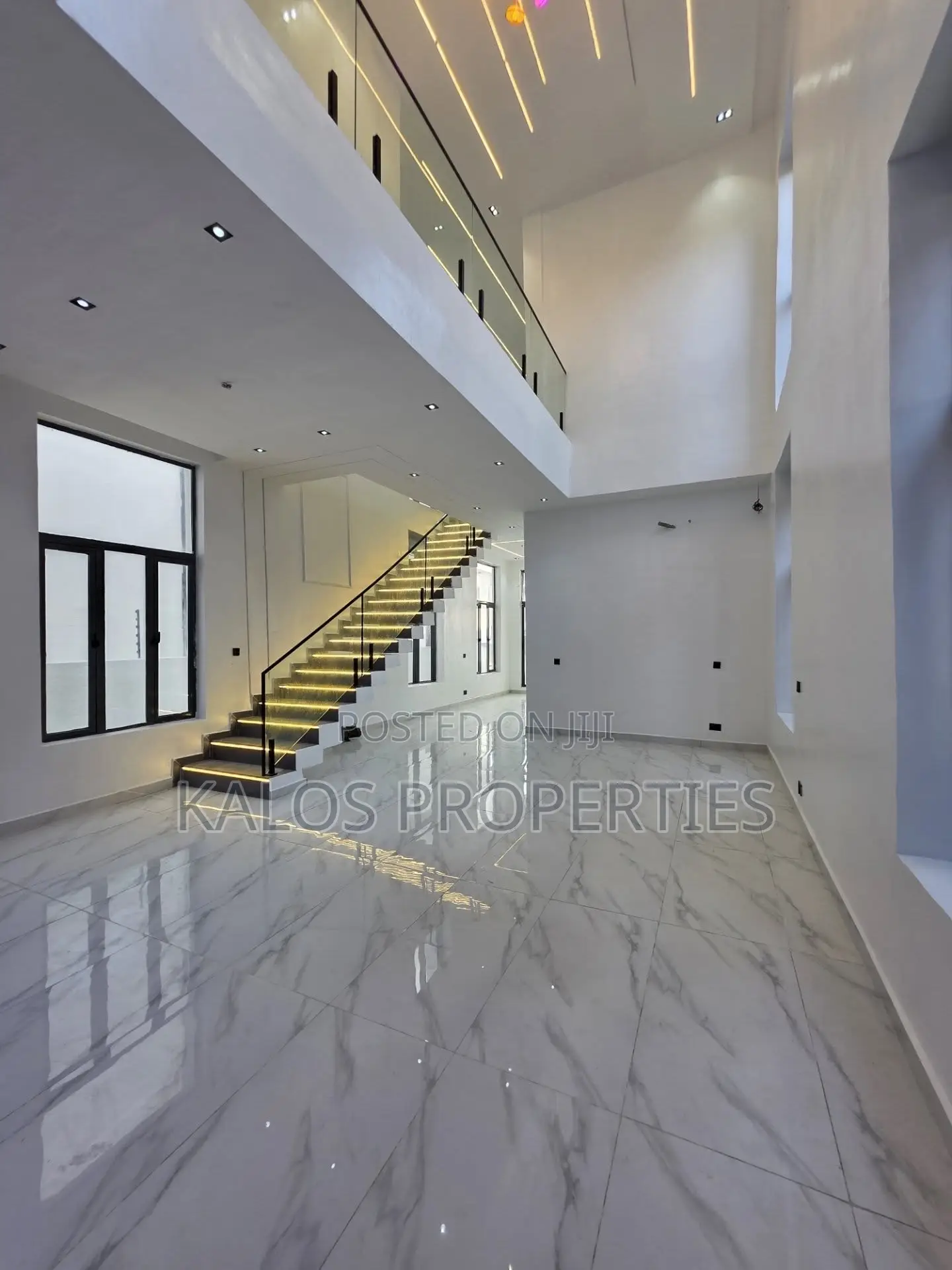5bdrm Duplex in Ajah Lekki Lagos for sale